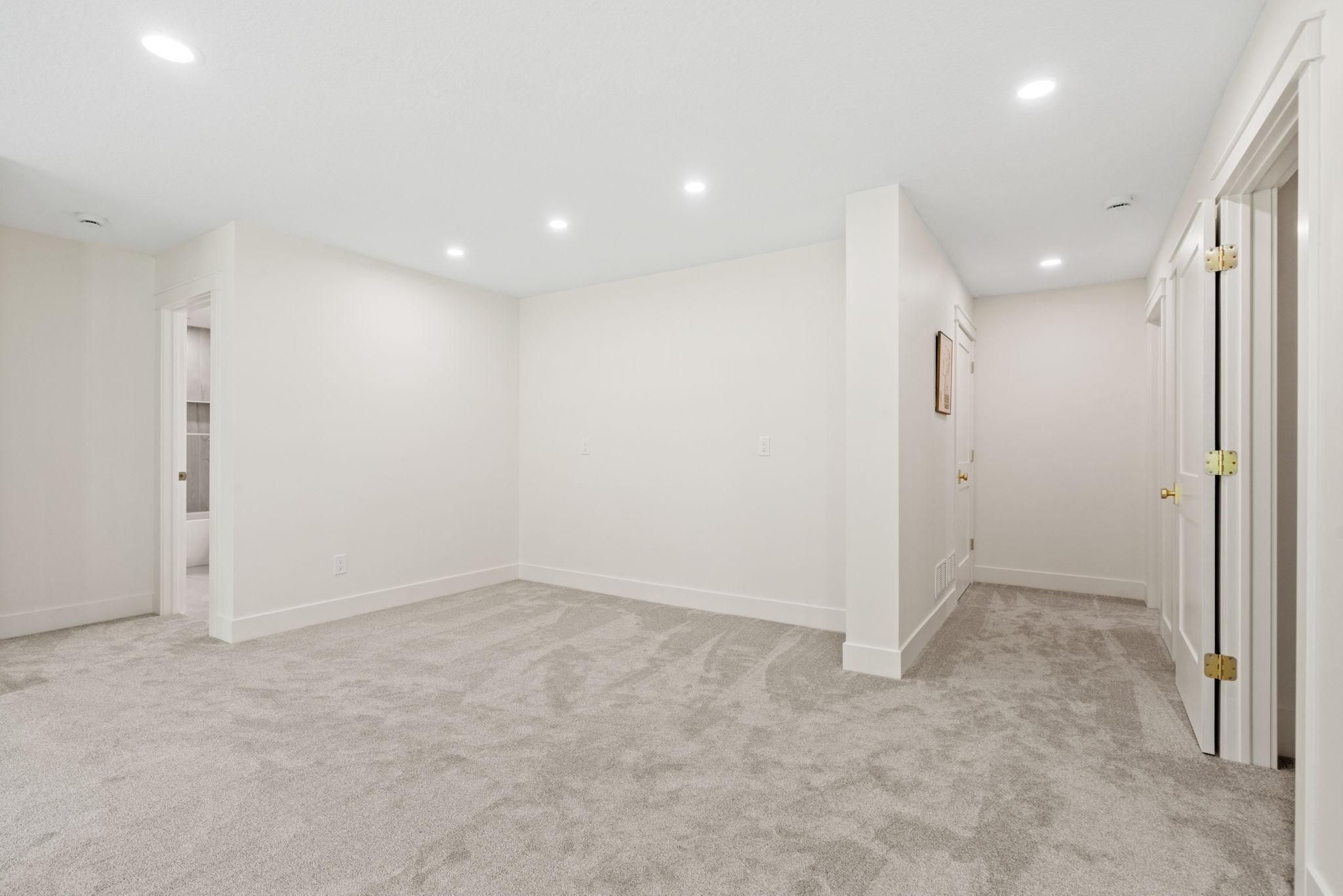 21412 Poate Court