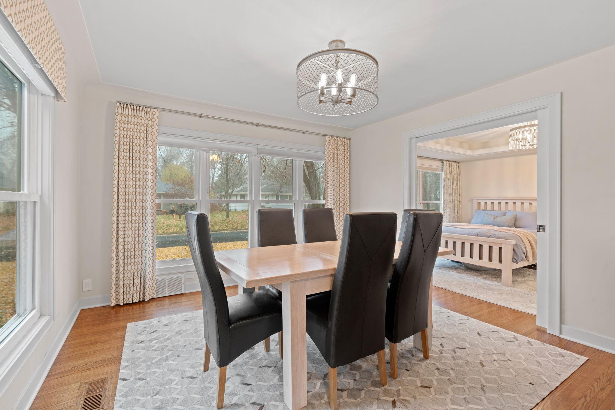 1108 Quebec Avenue N