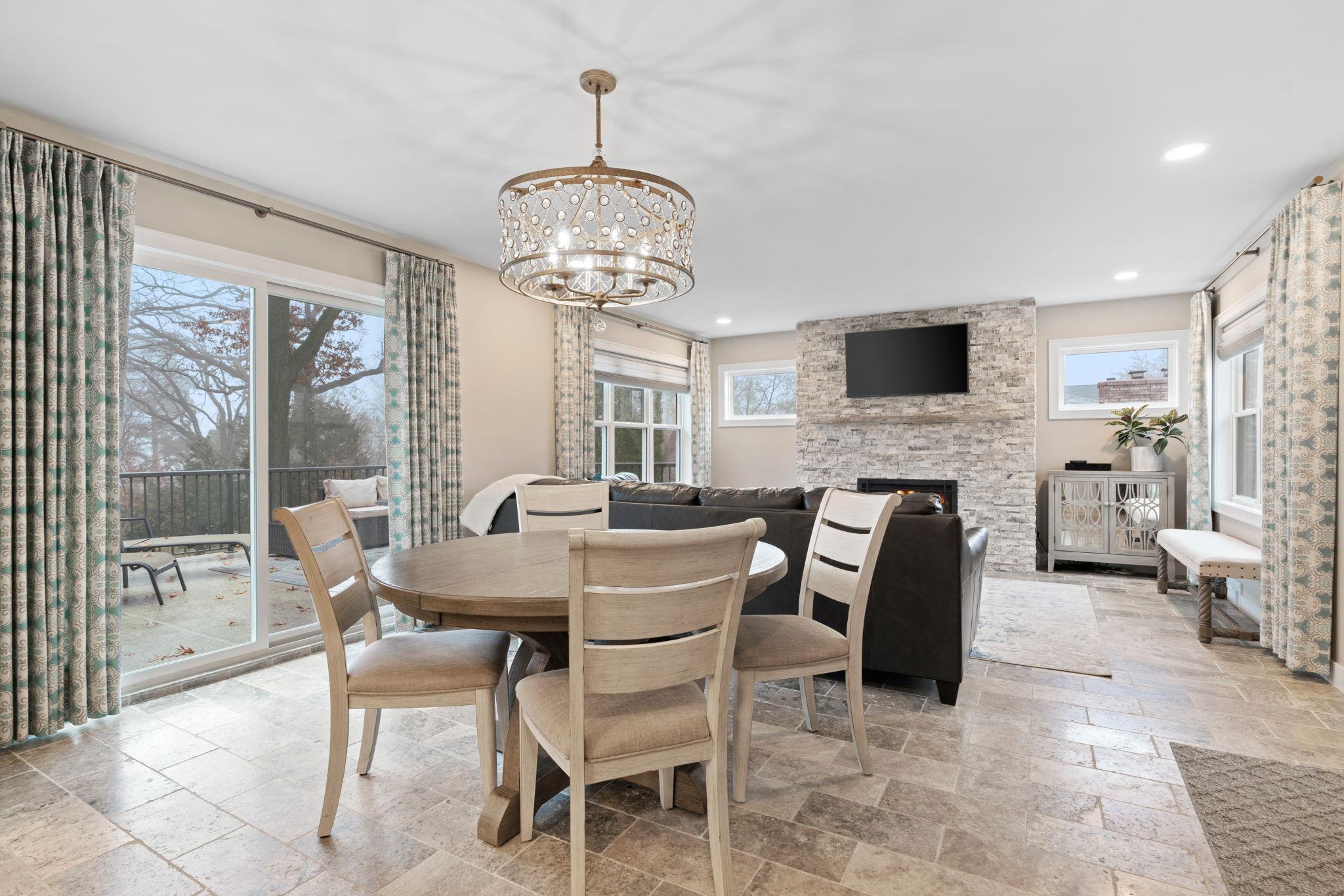 1108 Quebec Avenue N