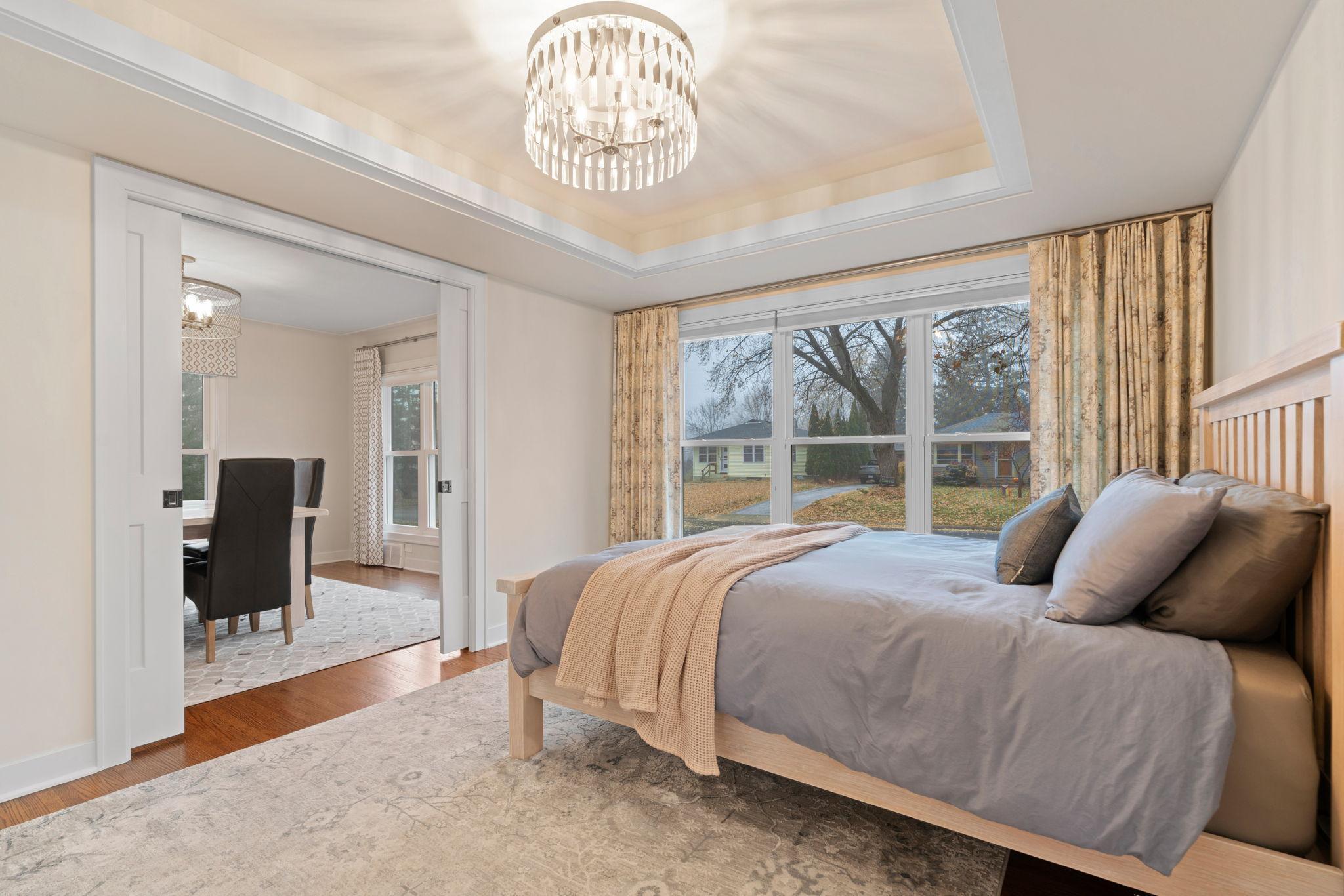 1108 Quebec Avenue N