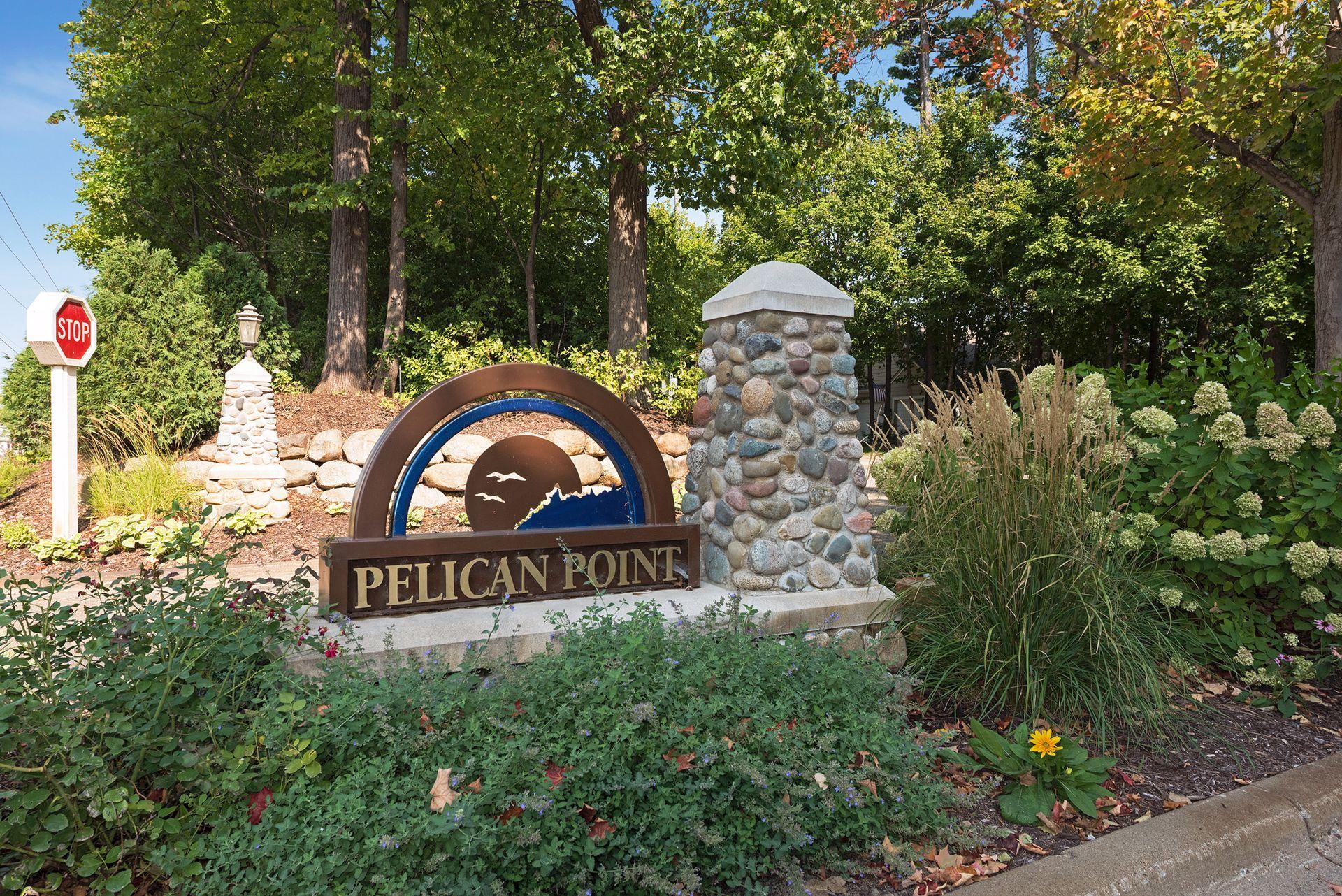 2948 Pelican Point Circle