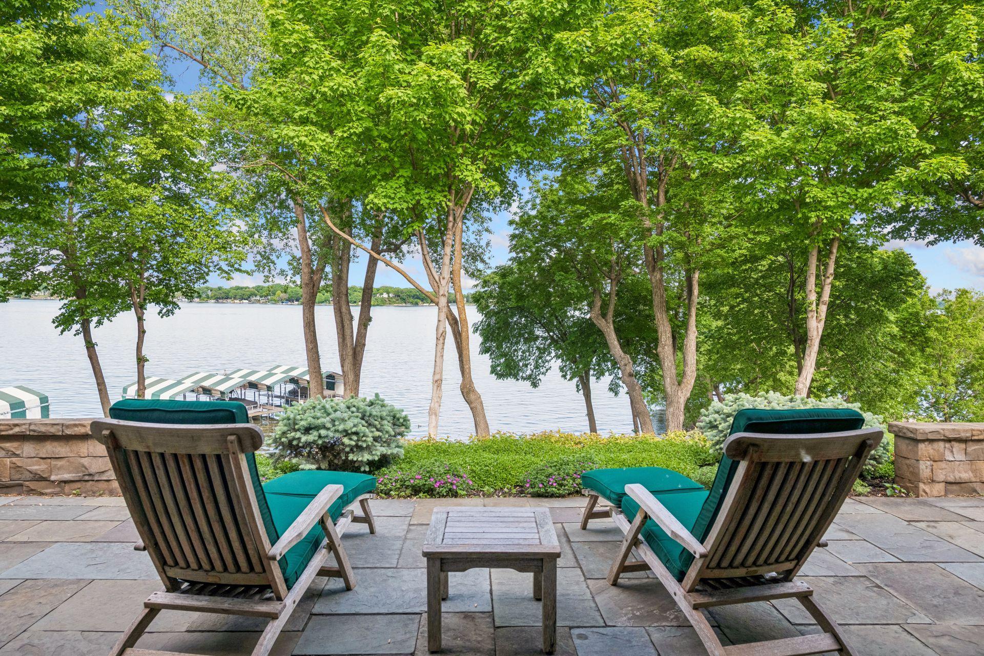 2948 Pelican Point Circle