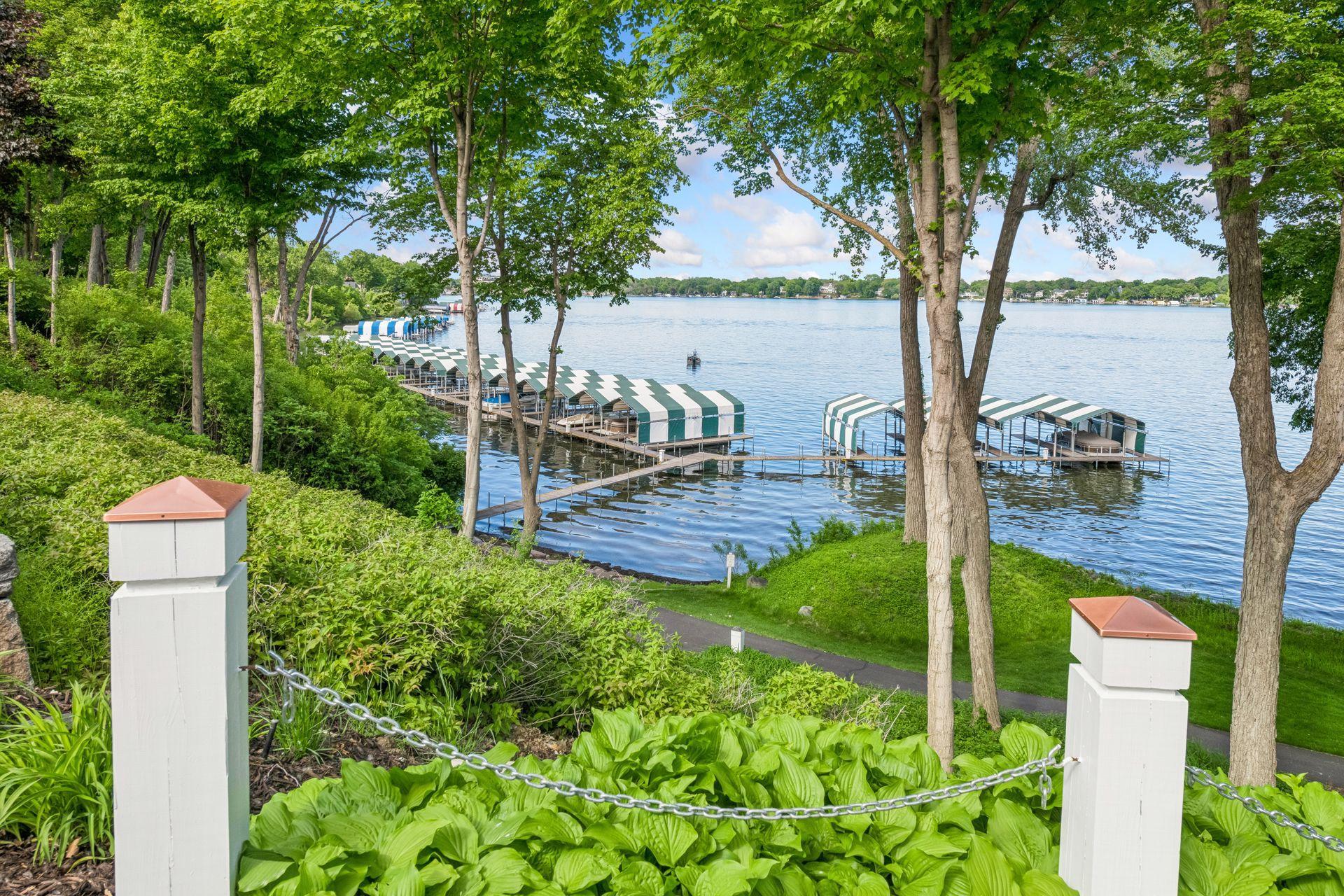 2948 Pelican Point Circle