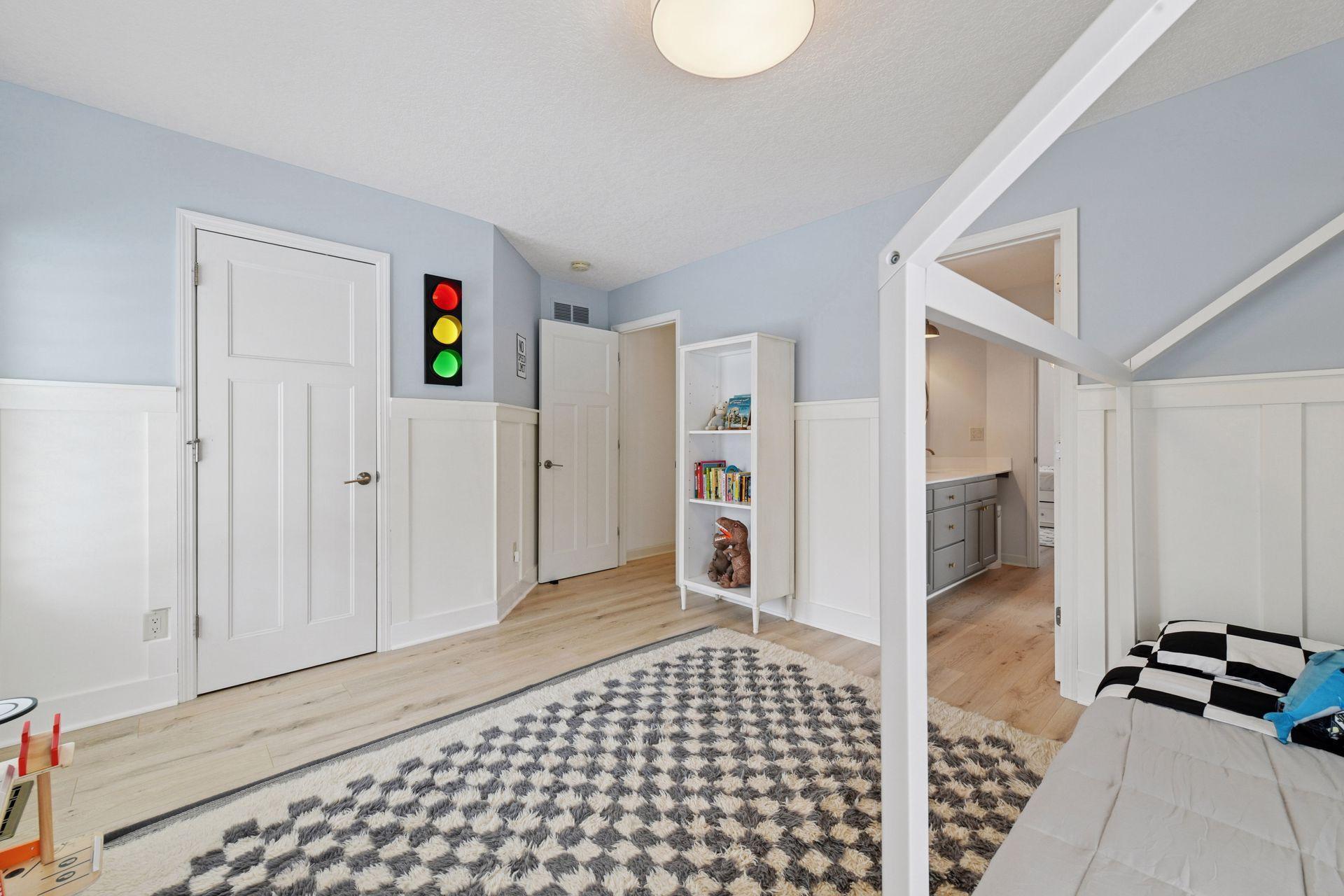 14 Woodland Road