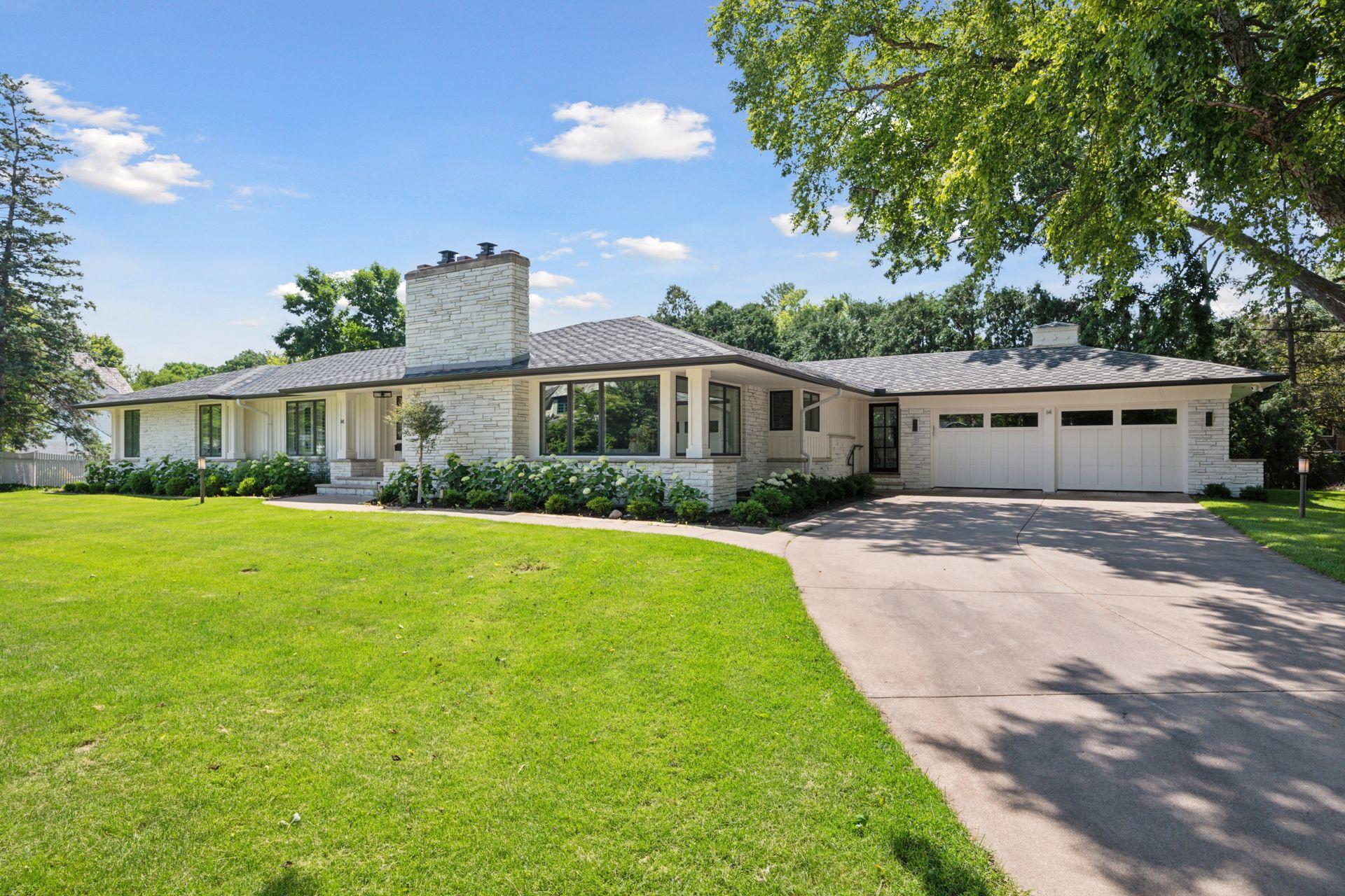 14 Woodland Road