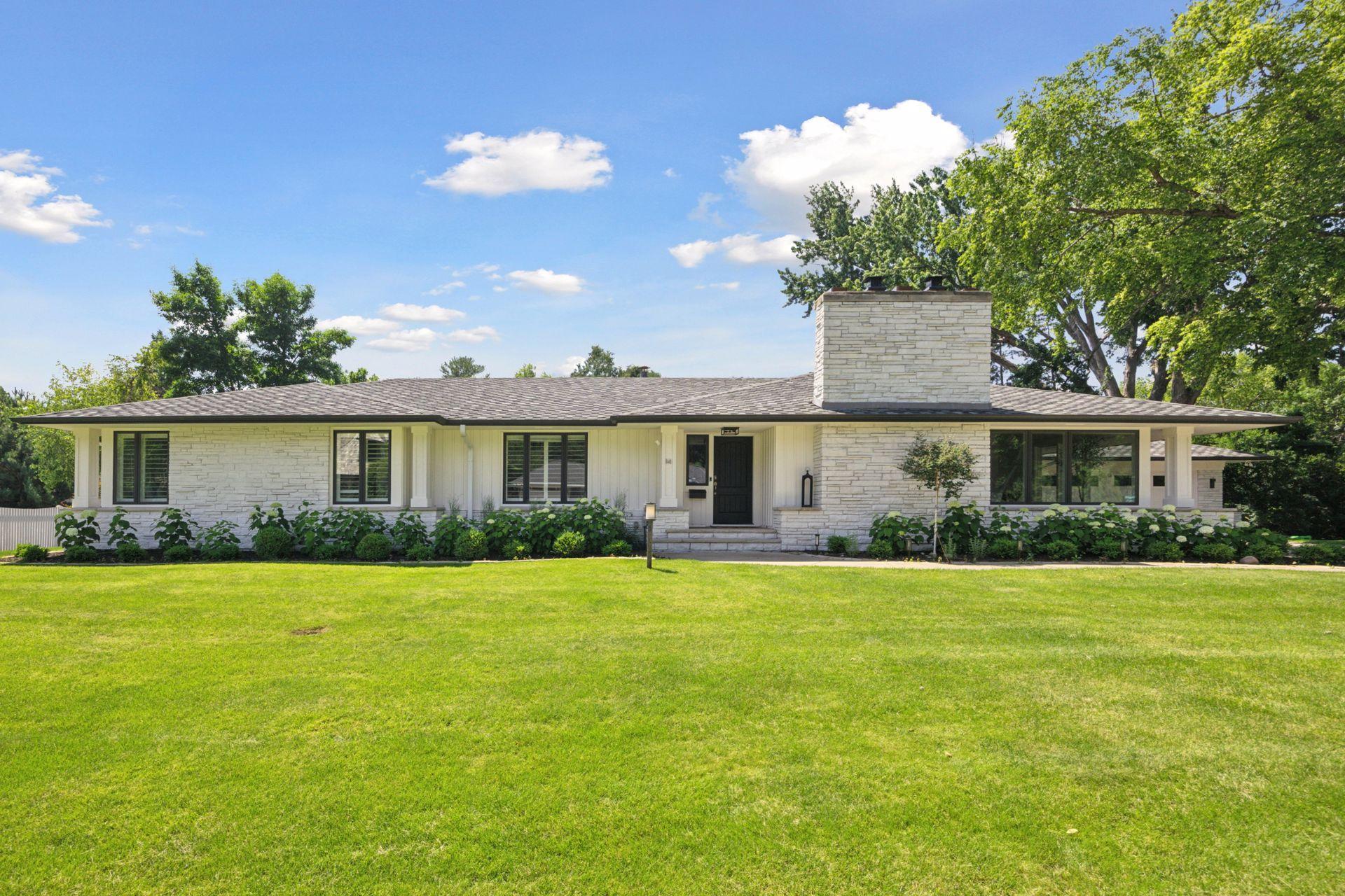 14 Woodland Road