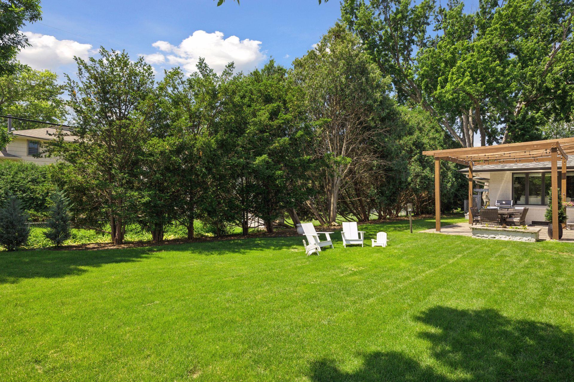 14 Woodland Road