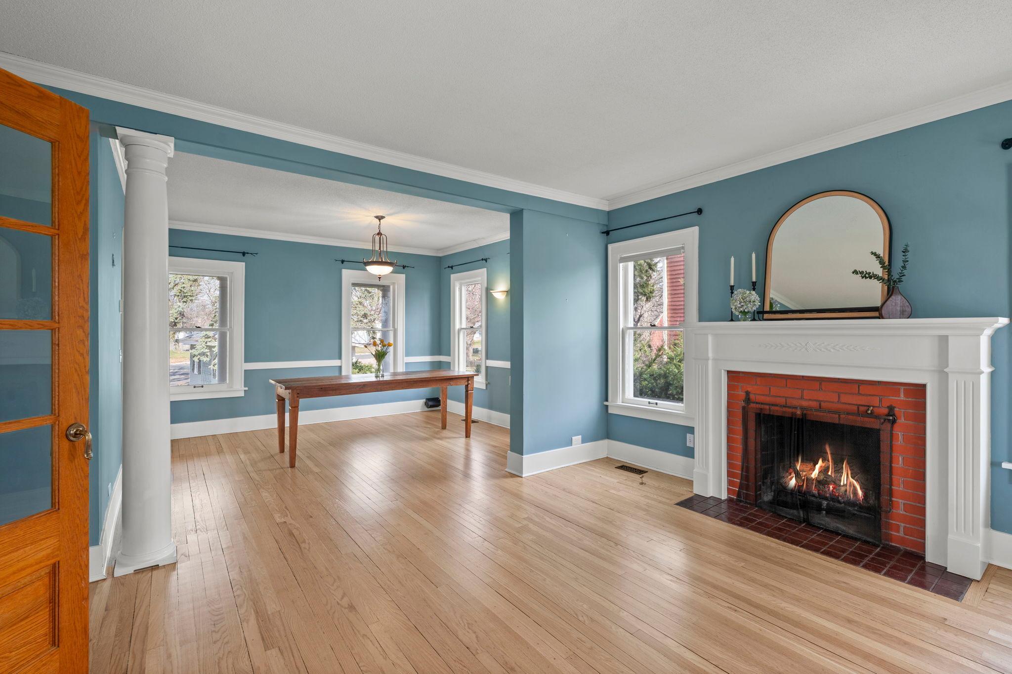 810 River Lane