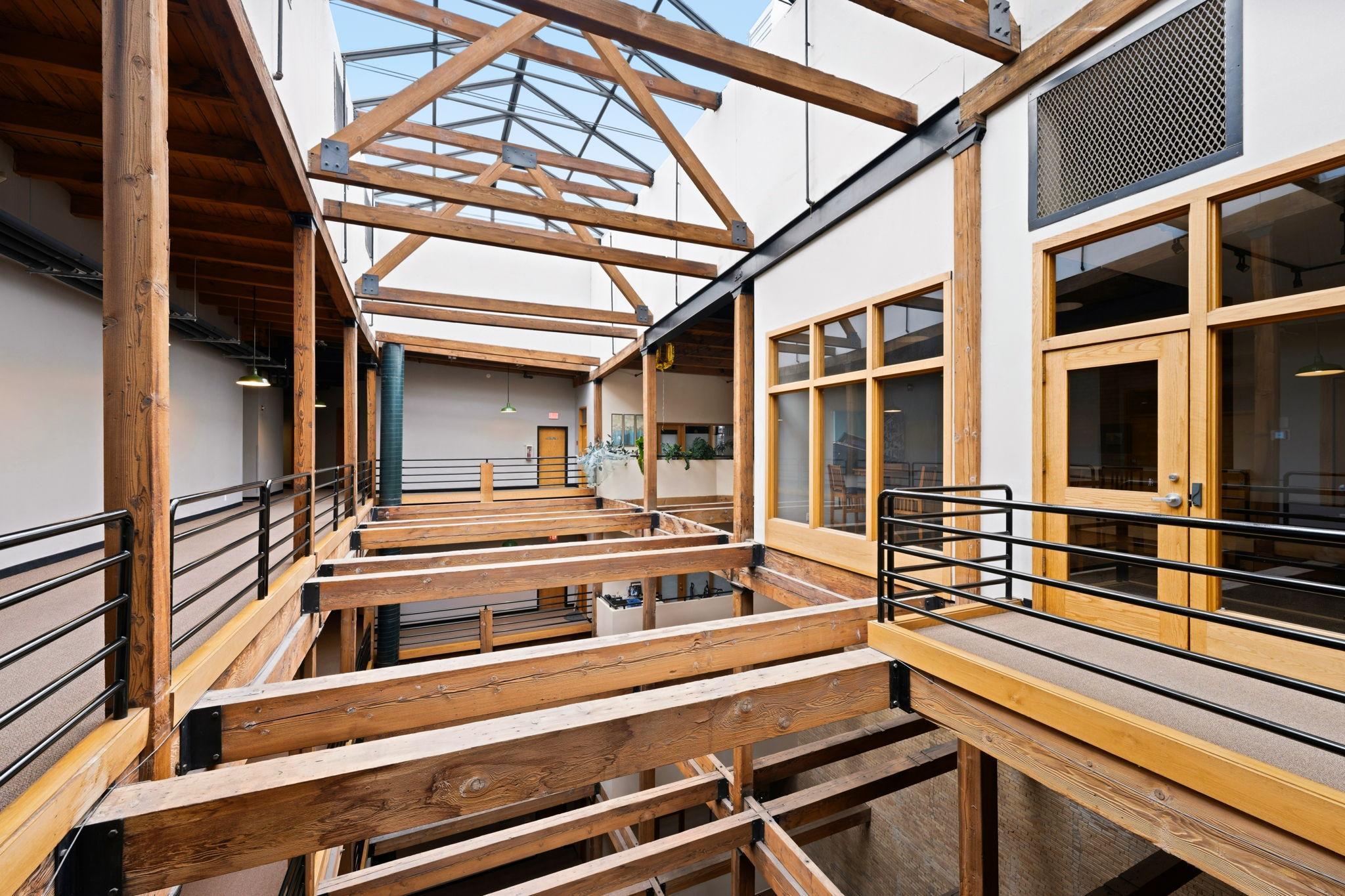 289 5th Street E Unit: 305