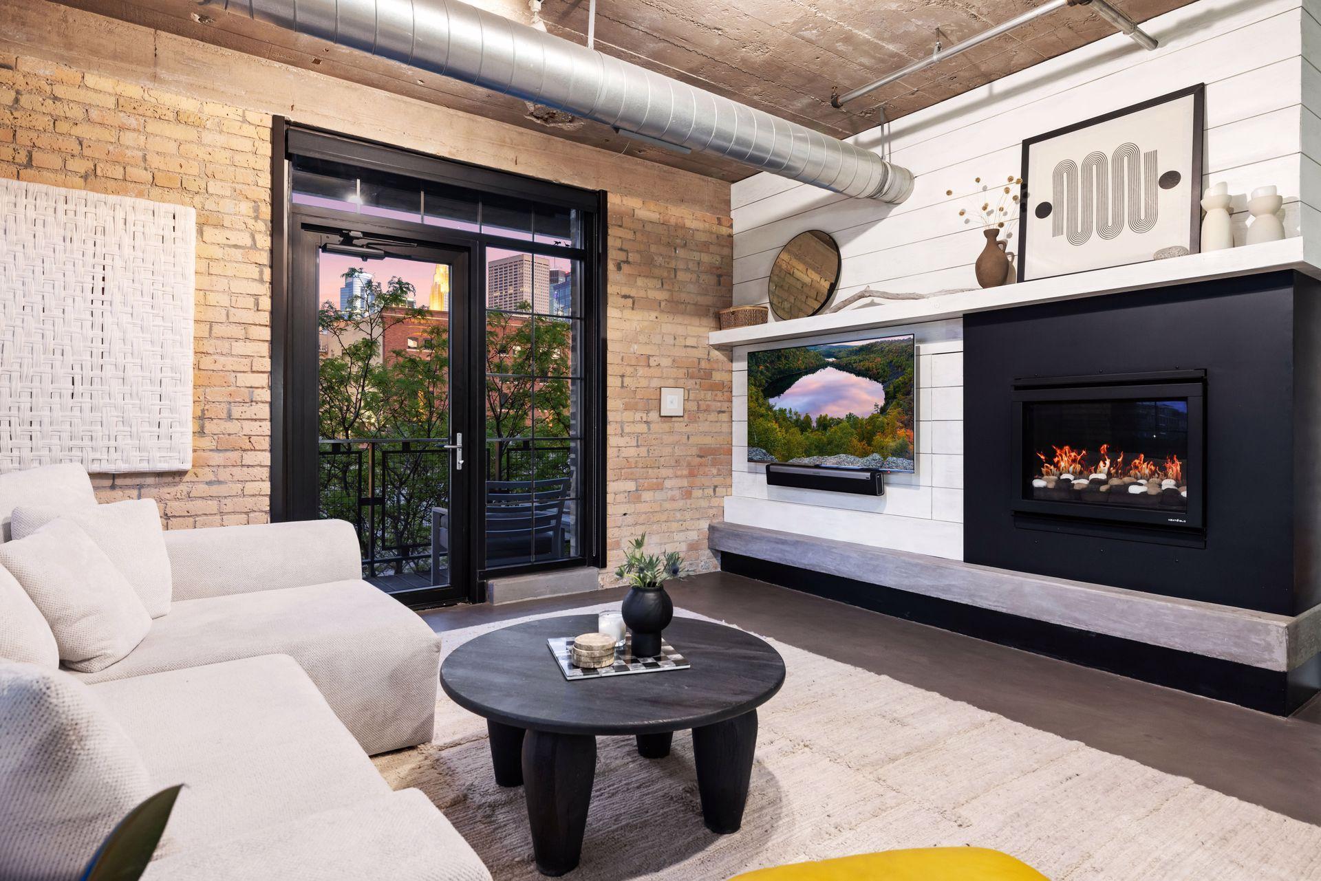 525 N 3rd Street Unit: 306