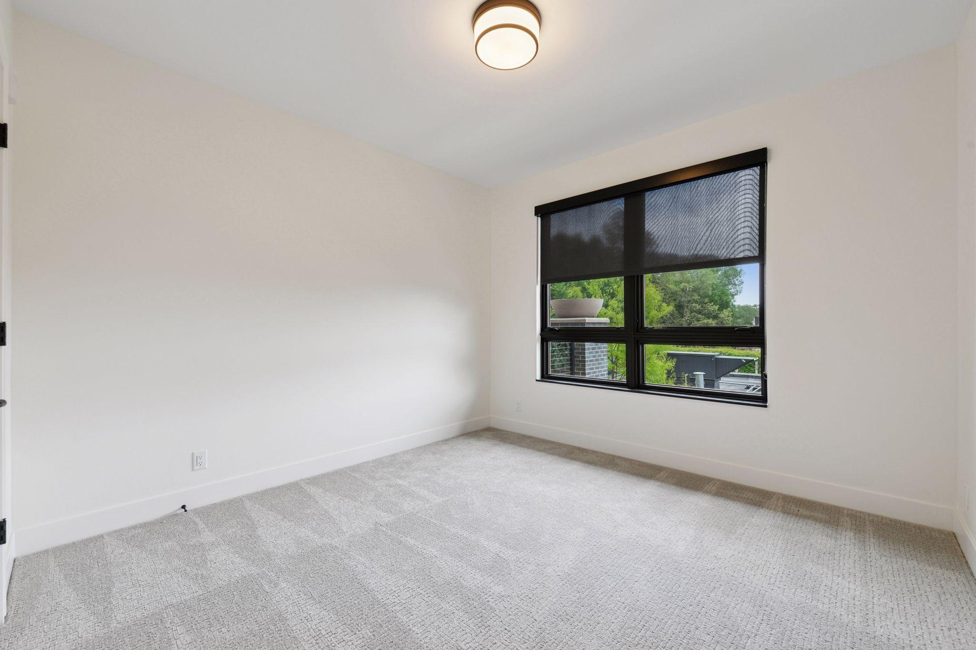 222 Ferndale Road S Unit: 207