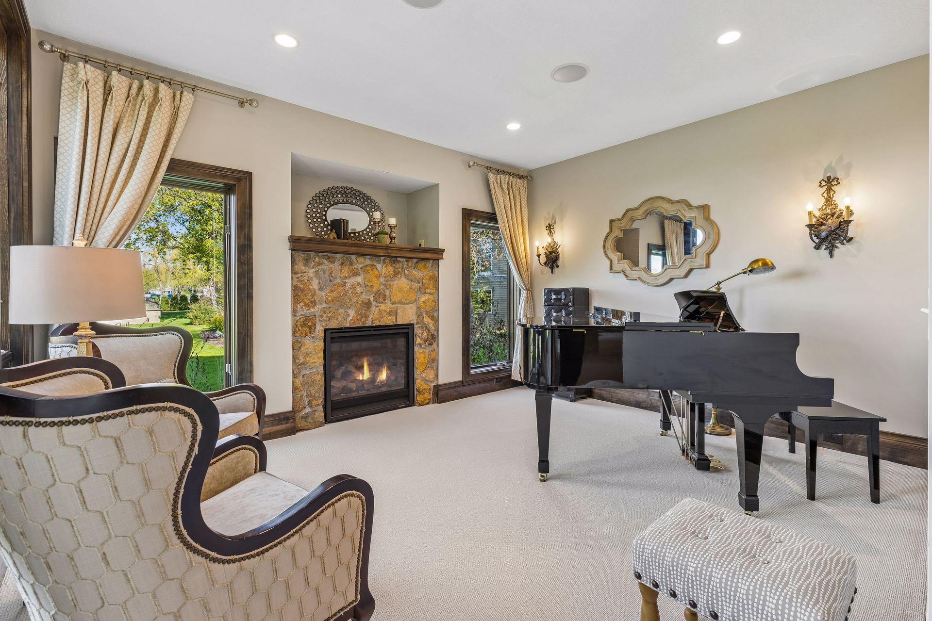 1001 Wildhurst Trail