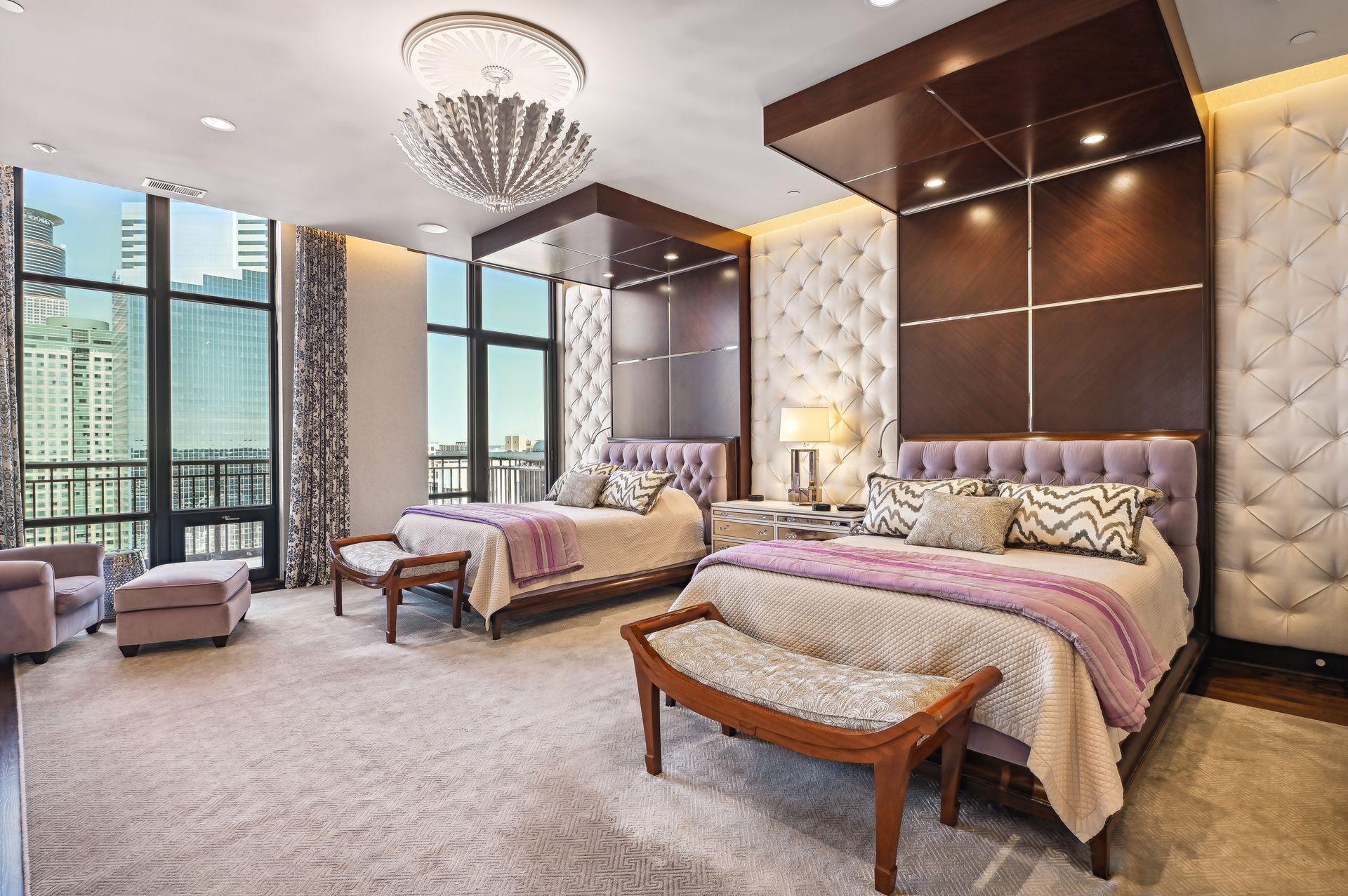 201 S 11th Street Unit: 2500