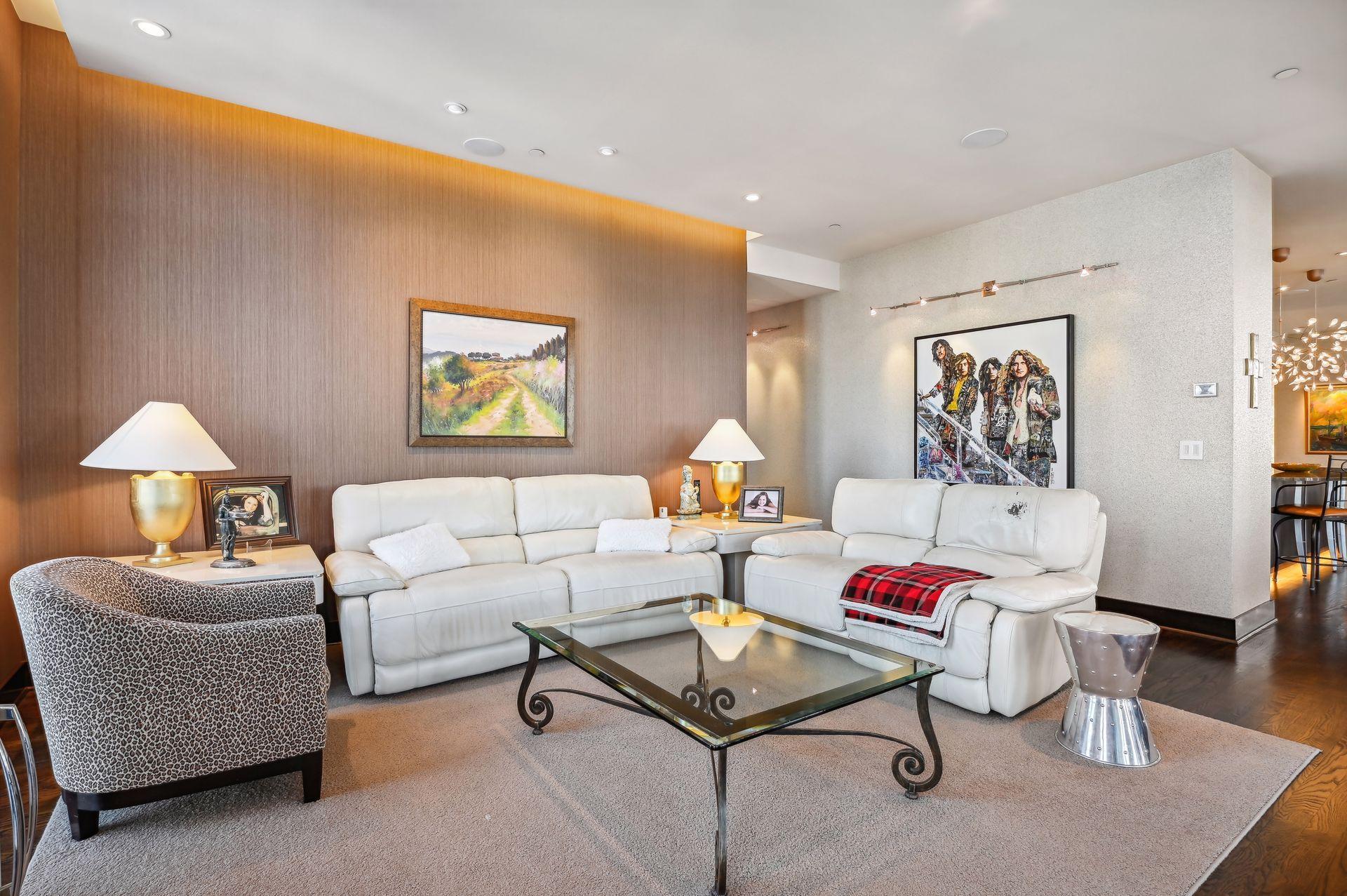 201 S 11th Street Unit: 2500