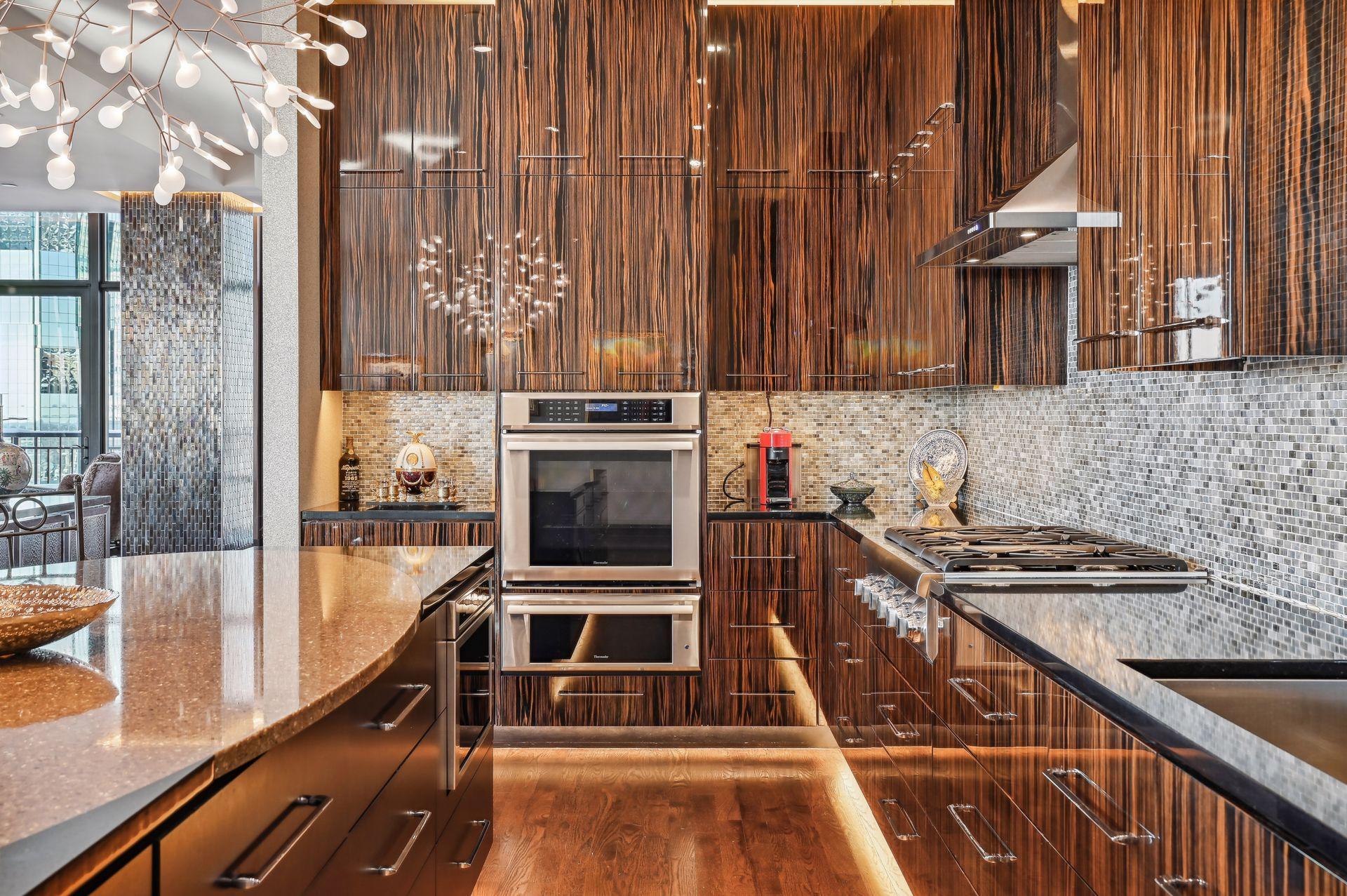 201 S 11th Street Unit: 2500