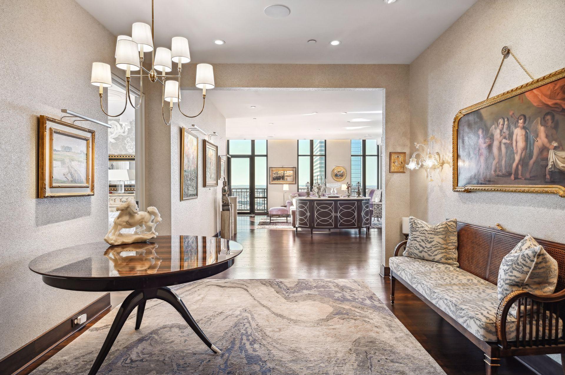 201 S 11th Street Unit: 2500