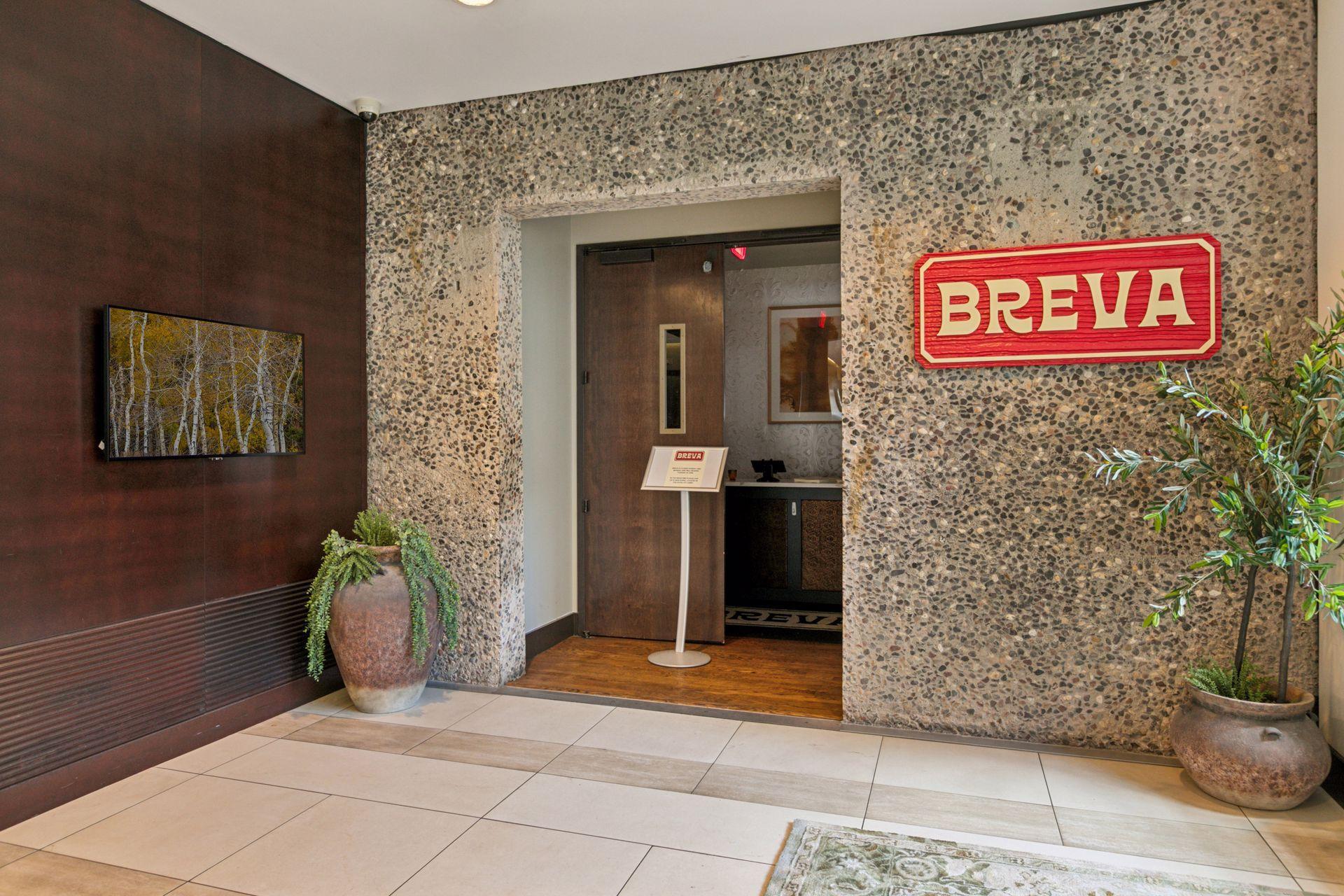 201 S 11th Street Unit: 2500