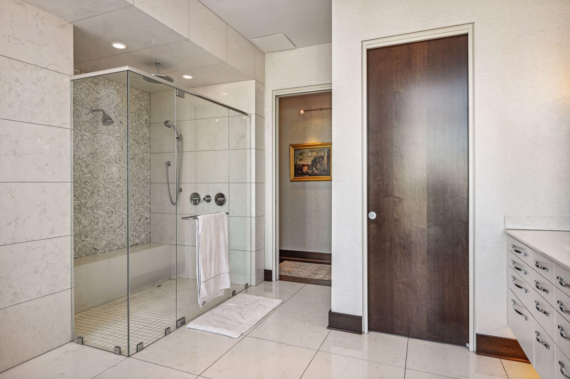 201 S 11th Street Unit: 2500