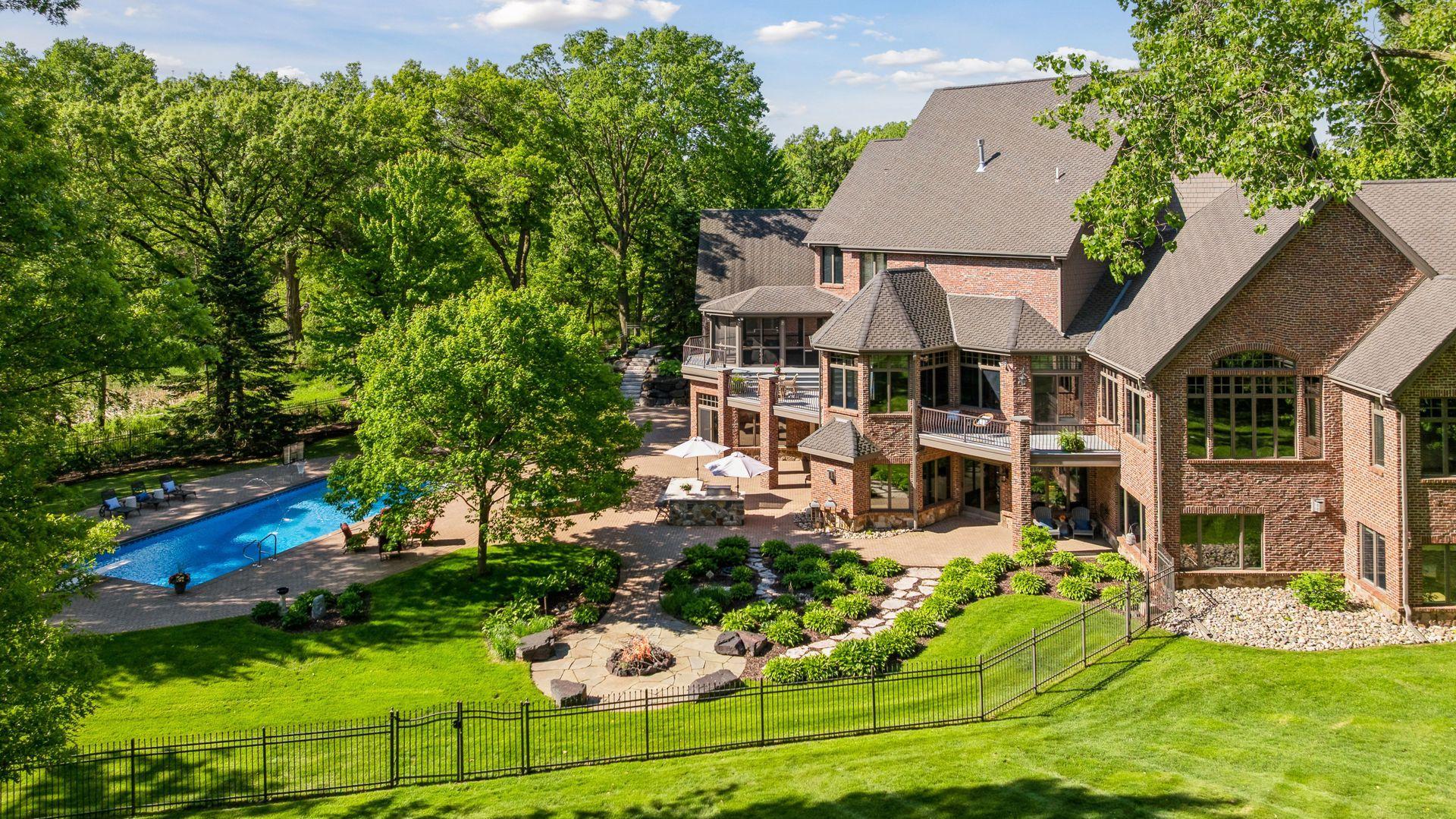 614 Hidden Creek Trail