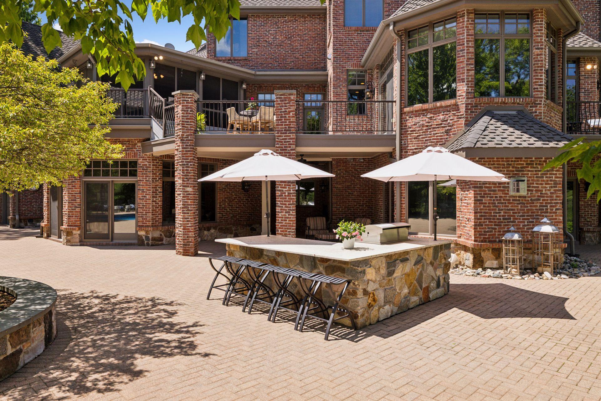 614 Hidden Creek Trail