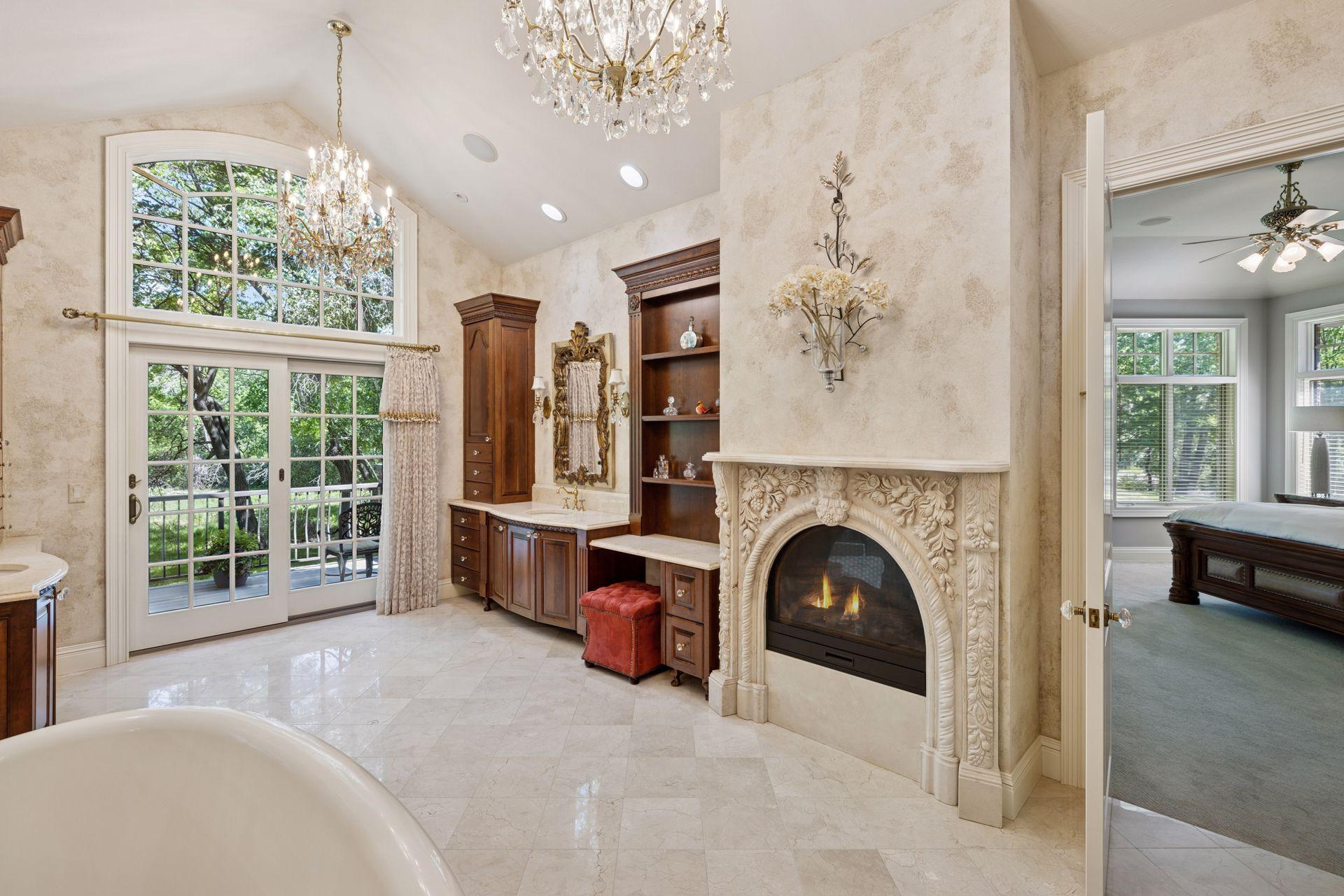 614 Hidden Creek Trail