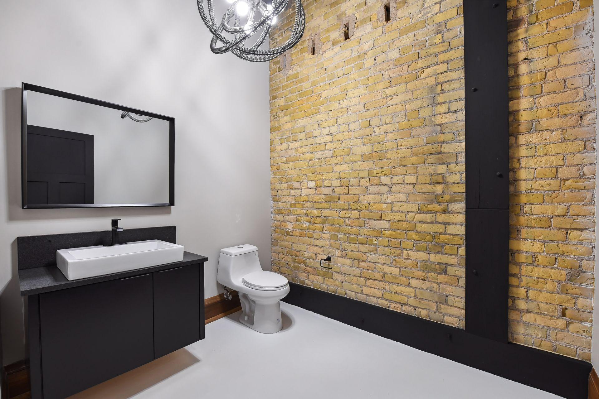 244 Water Street Unit: 200