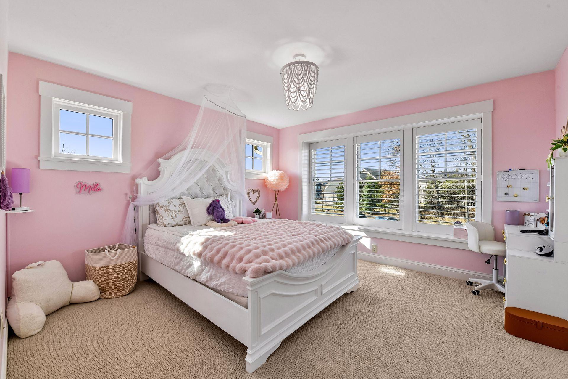 696 Woodland Hill Court