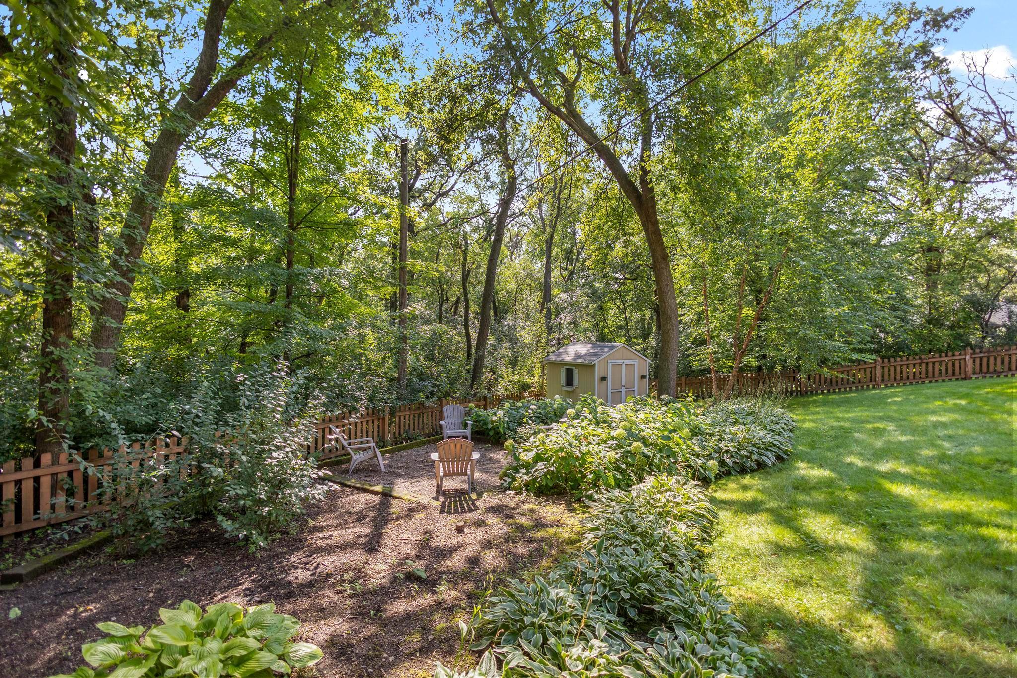 15 Saint Albans Road E