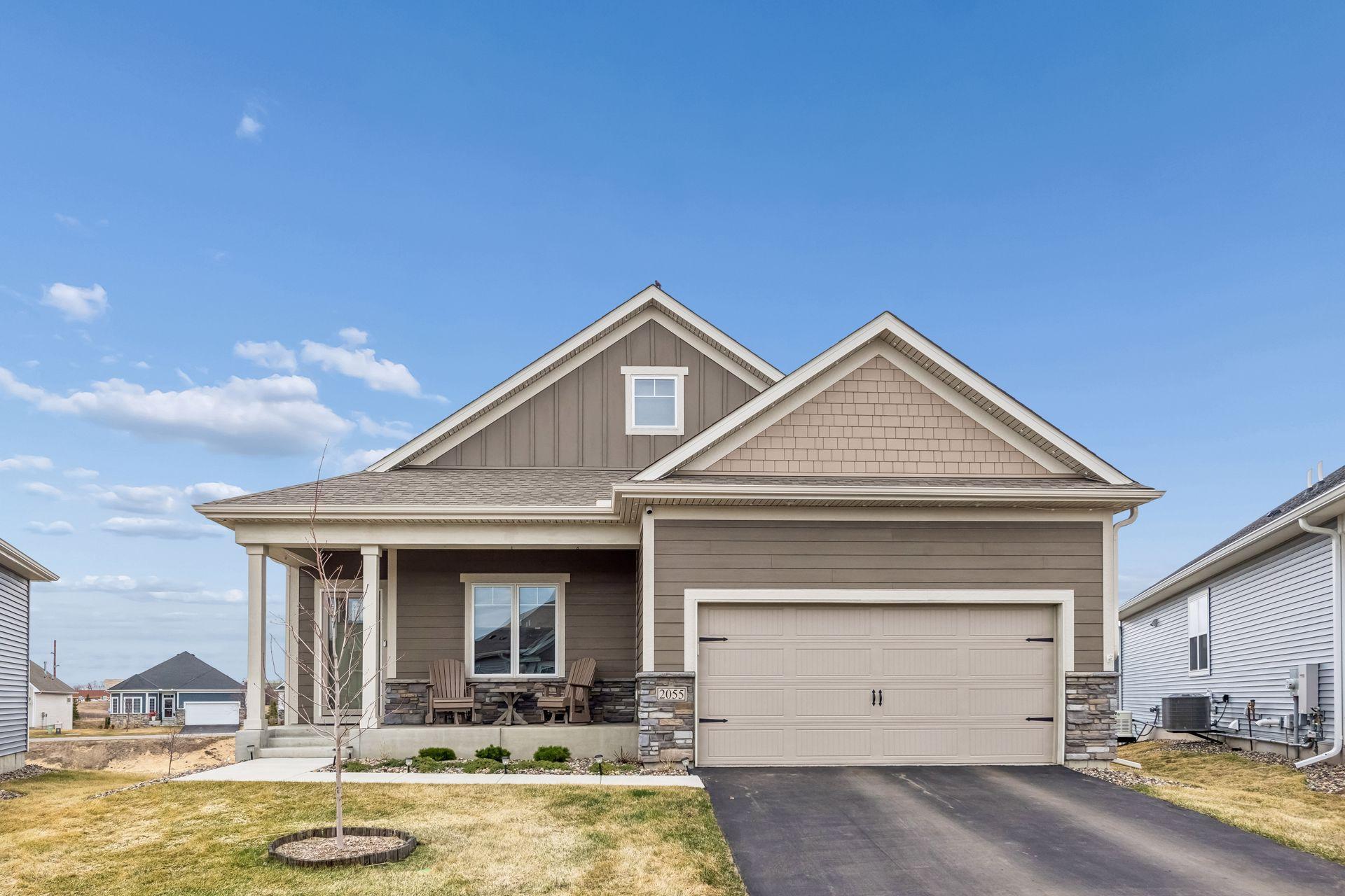 2055 Oakpointe Drive