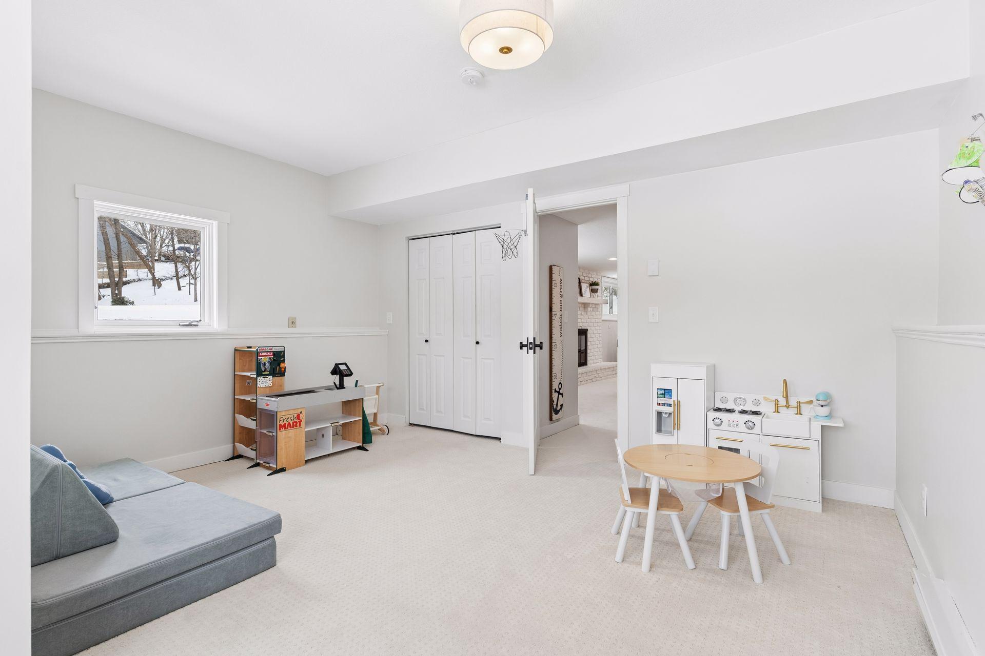 4410 Shady Lane