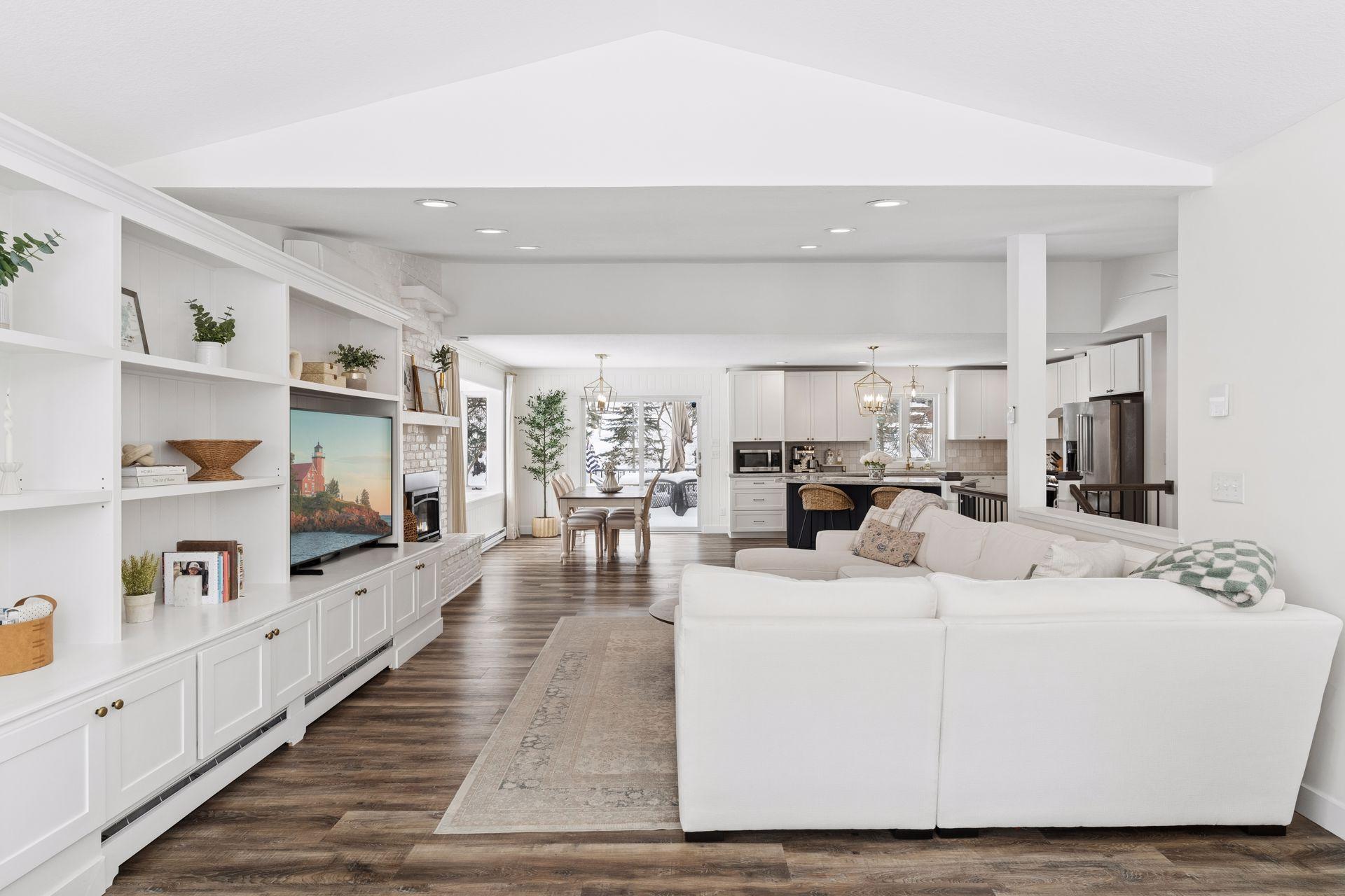 4410 Shady Lane