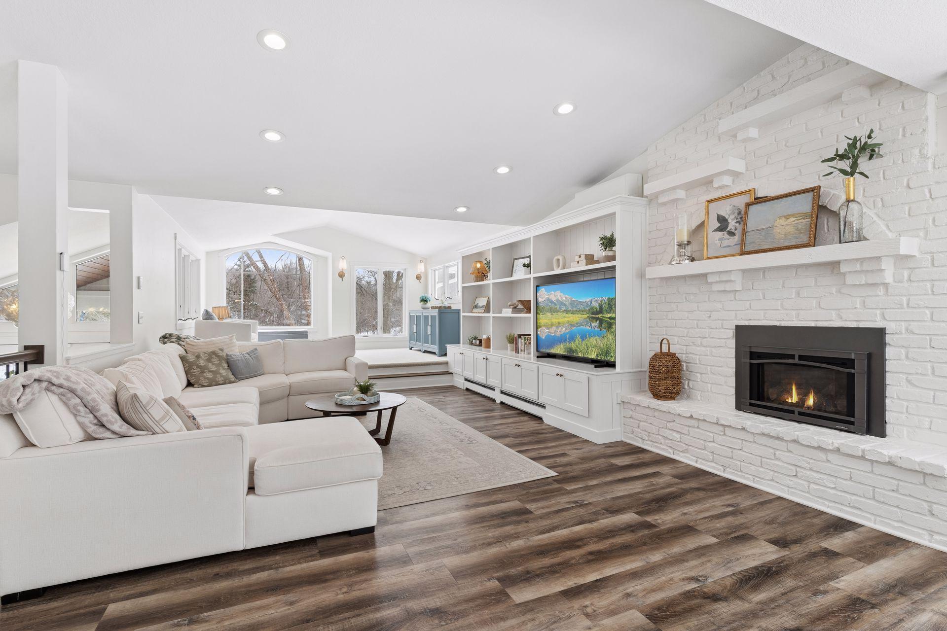 4410 Shady Lane