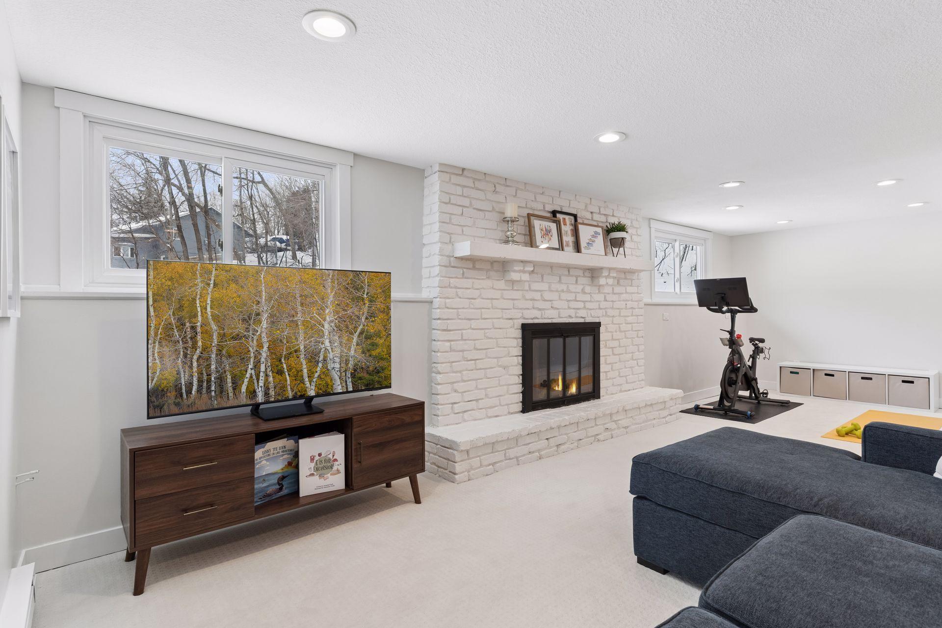 4410 Shady Lane