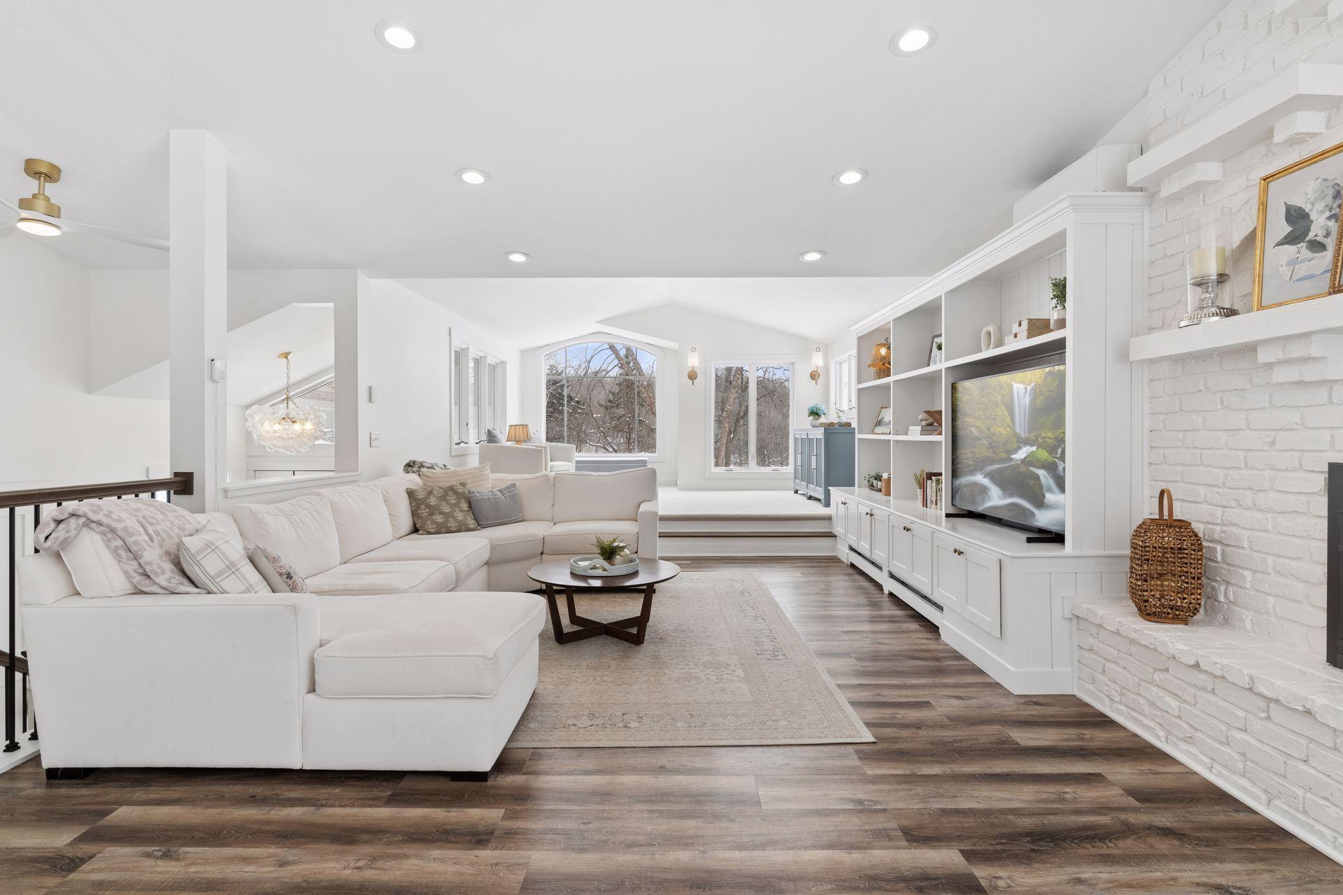 4410 Shady Lane