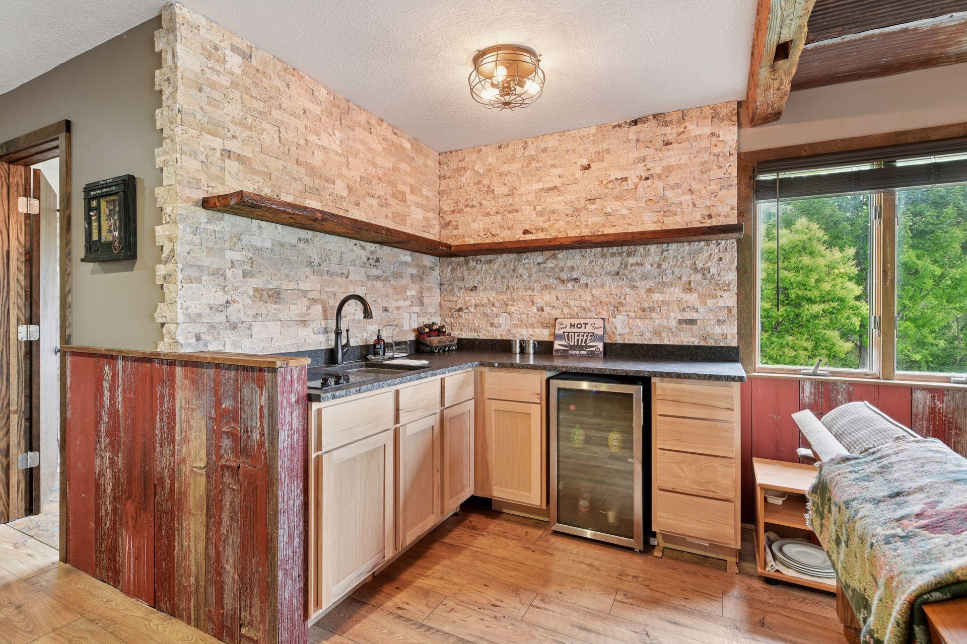 3685 Watertown Road