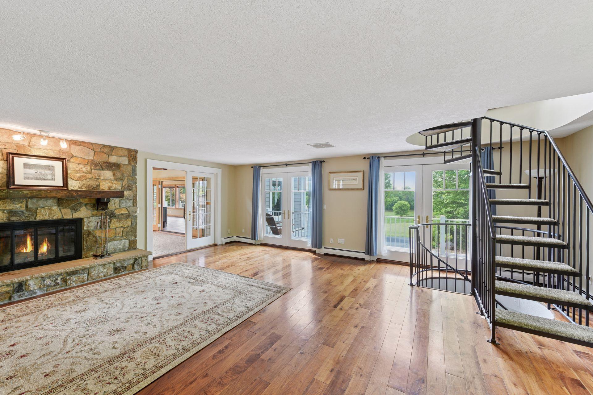 3685 Watertown Road