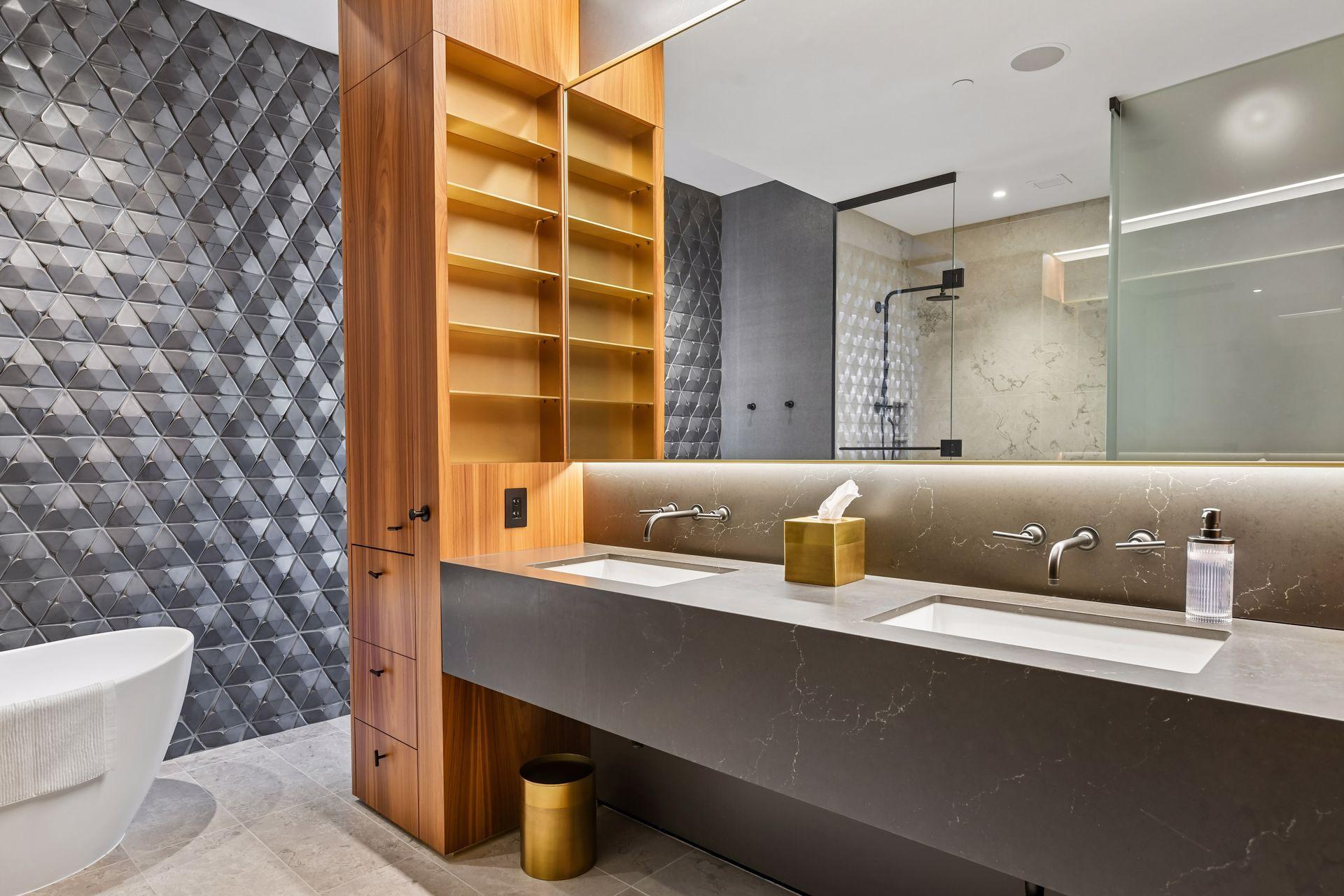 255 Hennepin Avenue Unit: 3303