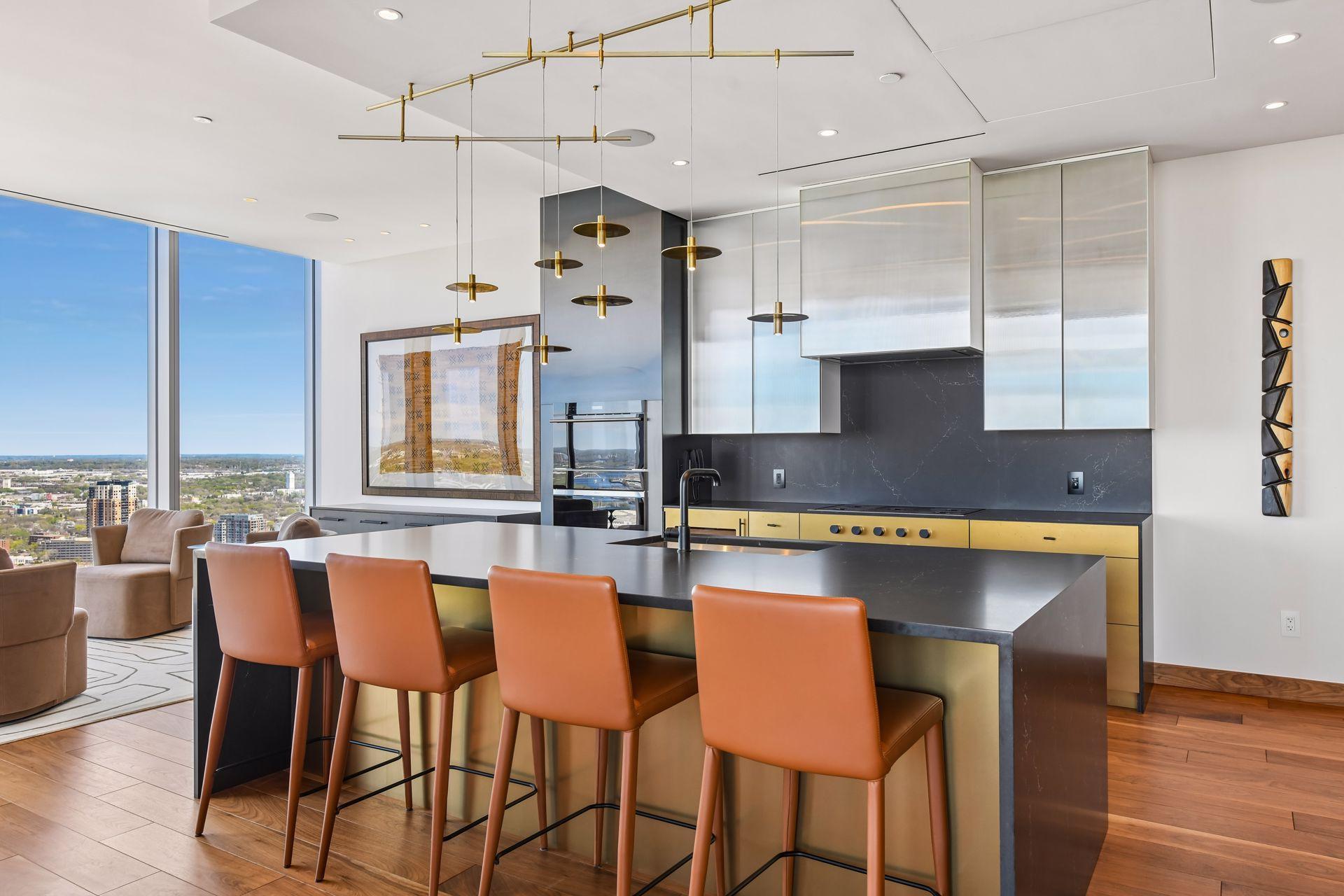 255 Hennepin Avenue Unit: 3303