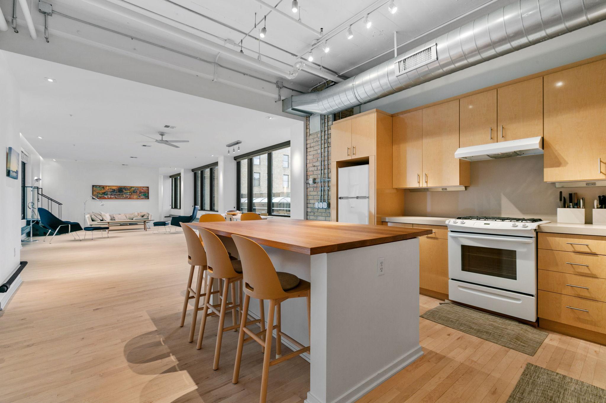 290 Market Street Unit: 314