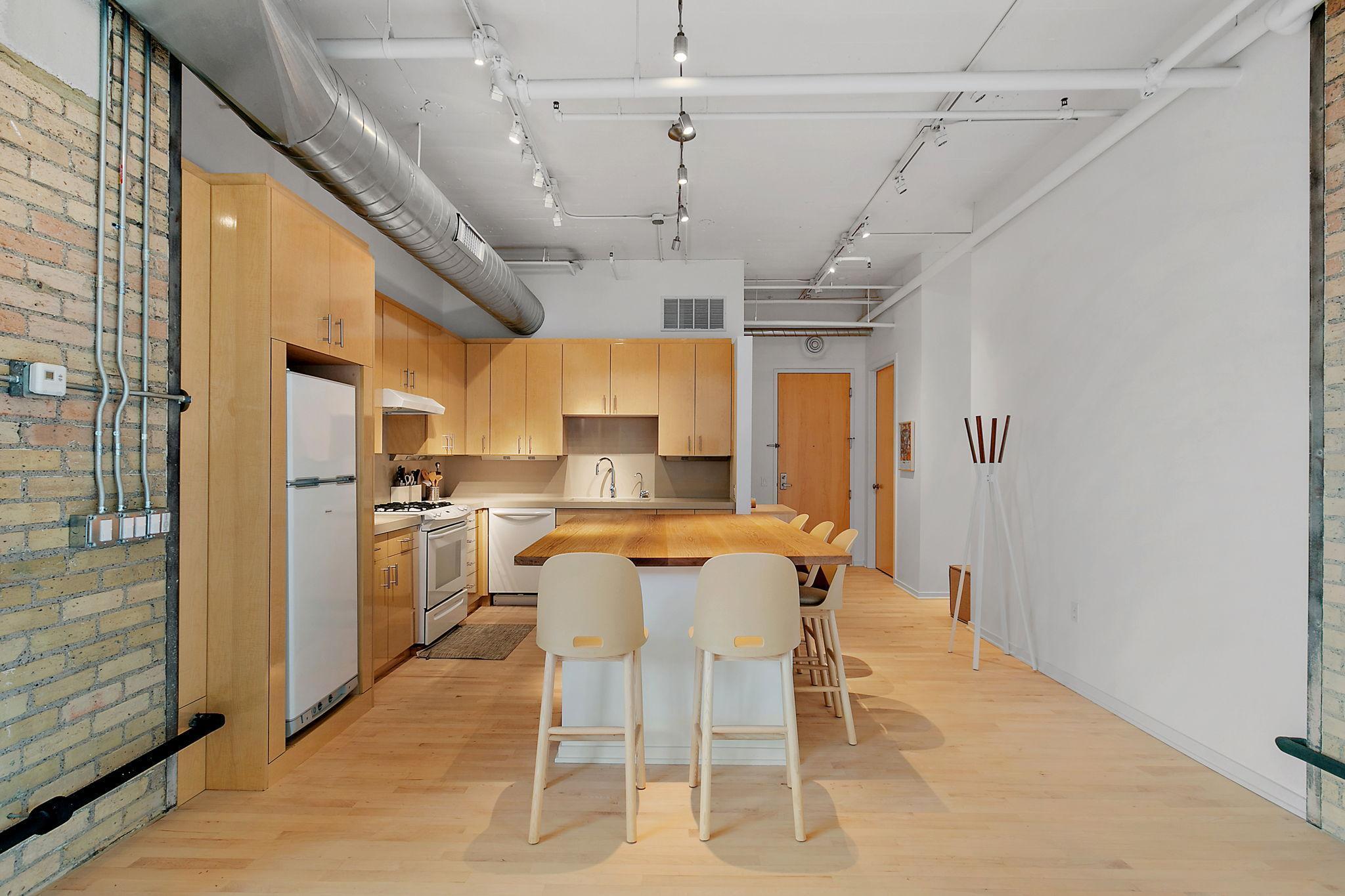 290 Market Street Unit: 314