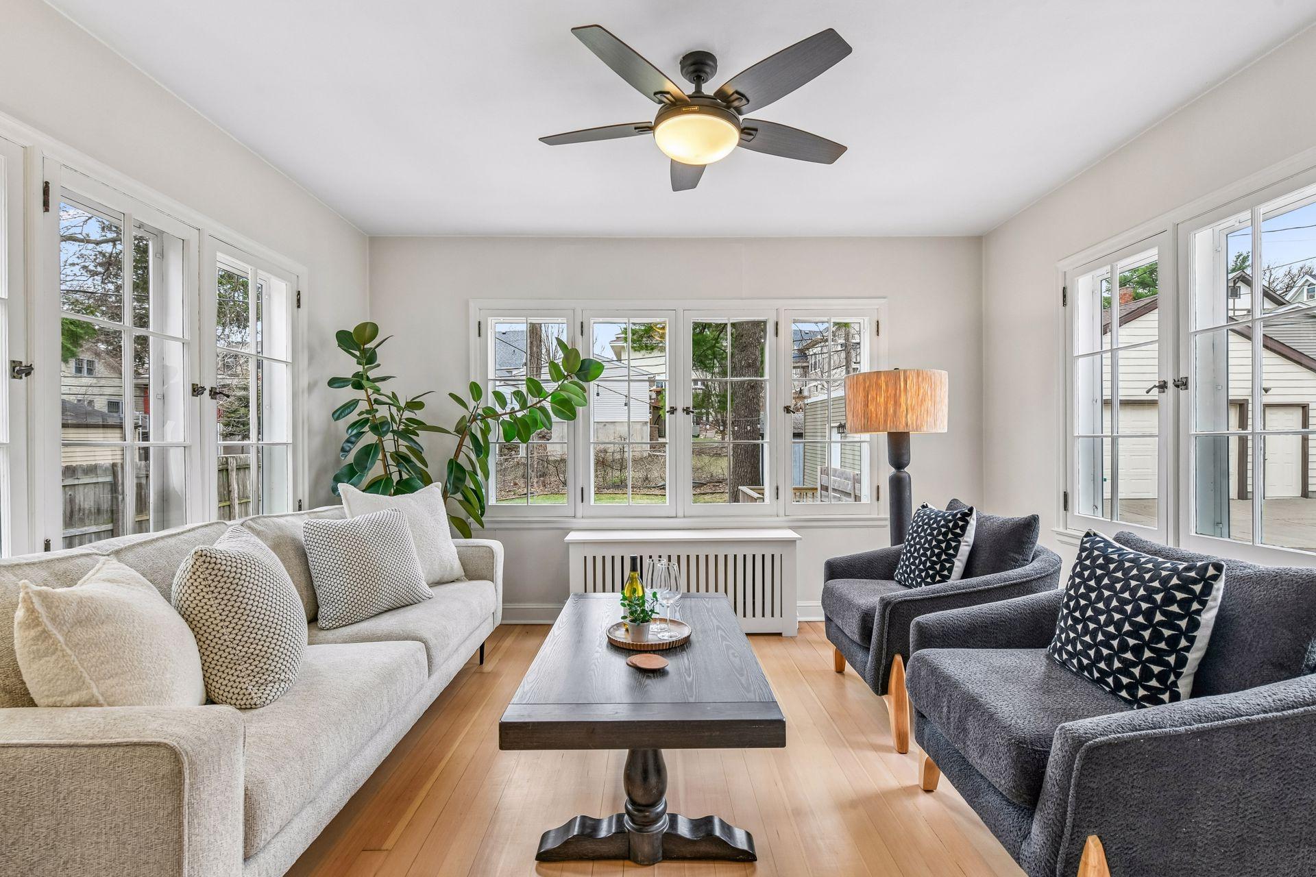 23 W 48th Street