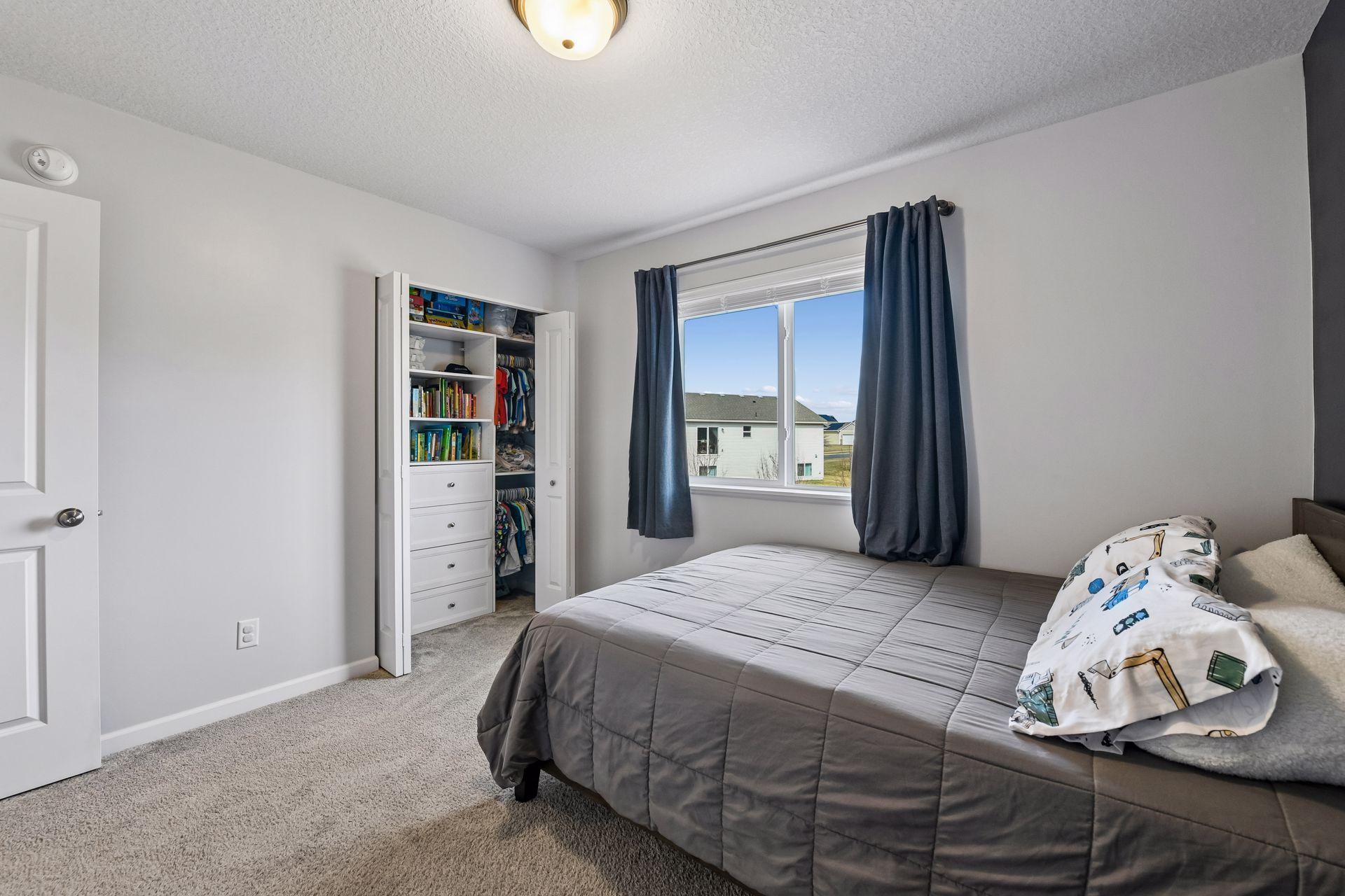 940 Lakewood Trail