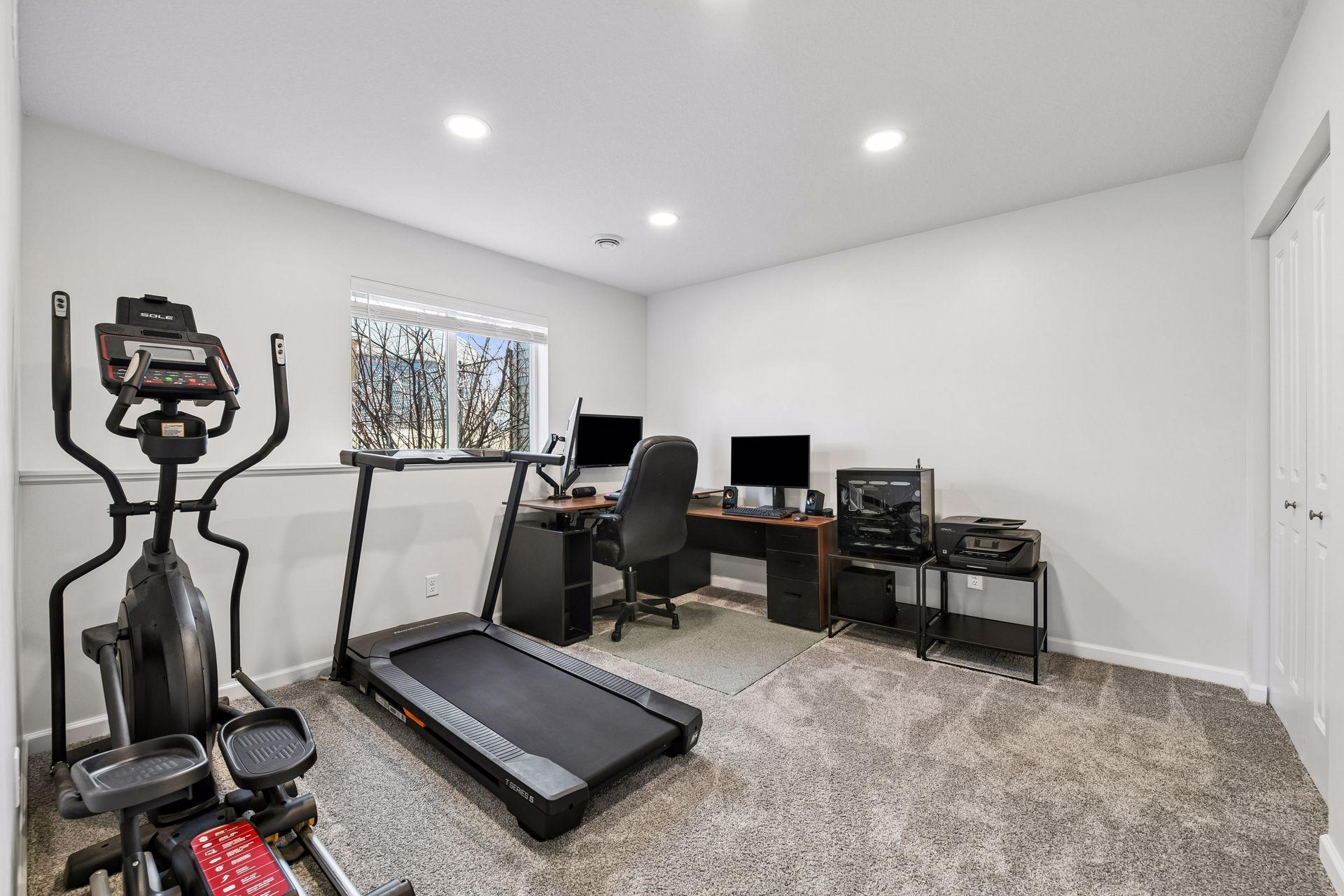 940 Lakewood Trail