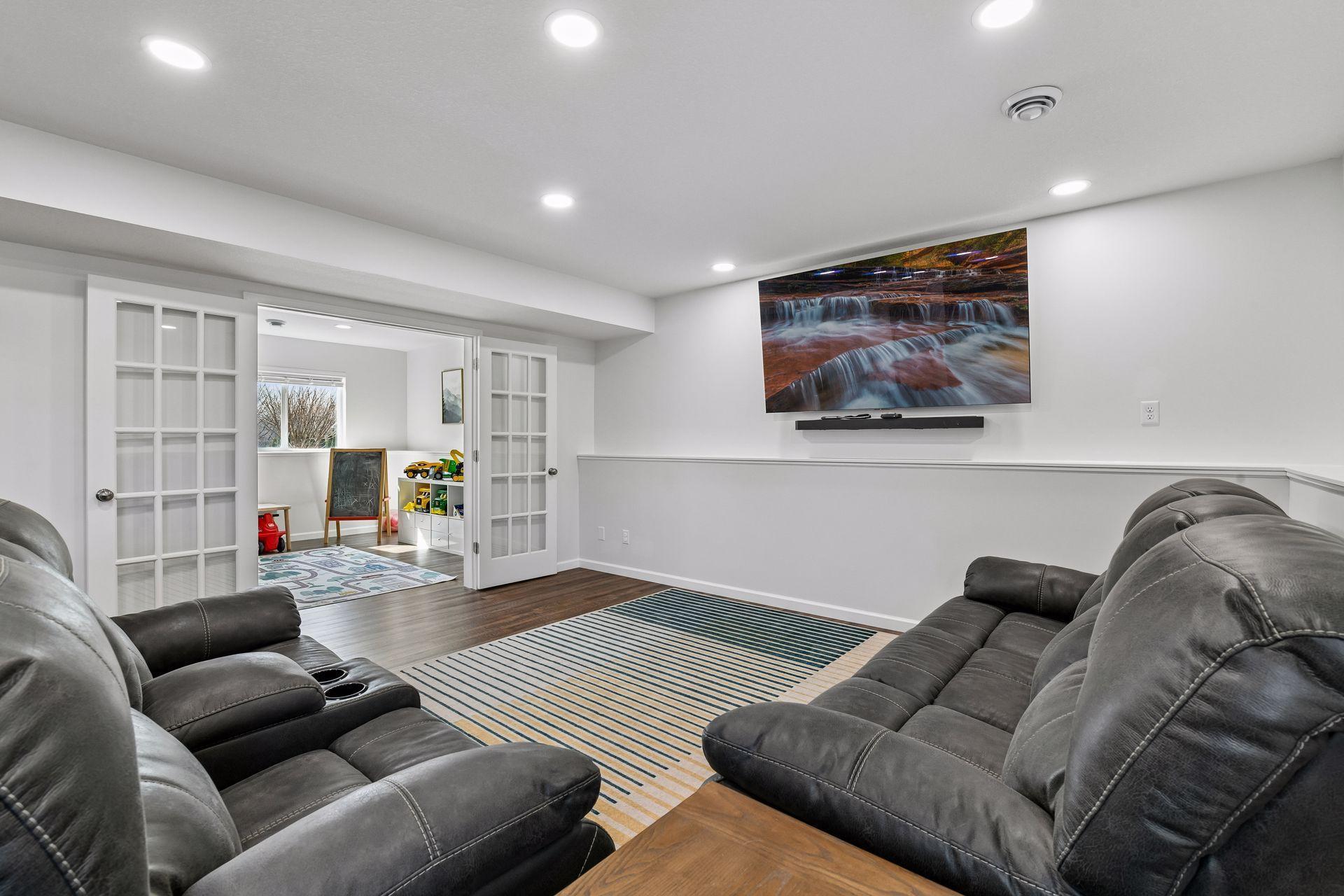 940 Lakewood Trail