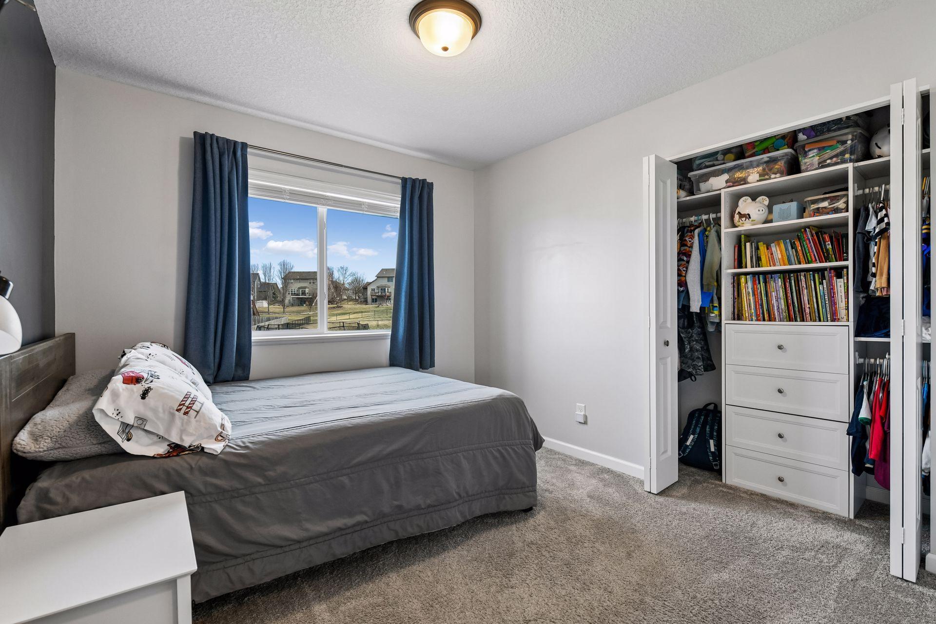 940 Lakewood Trail