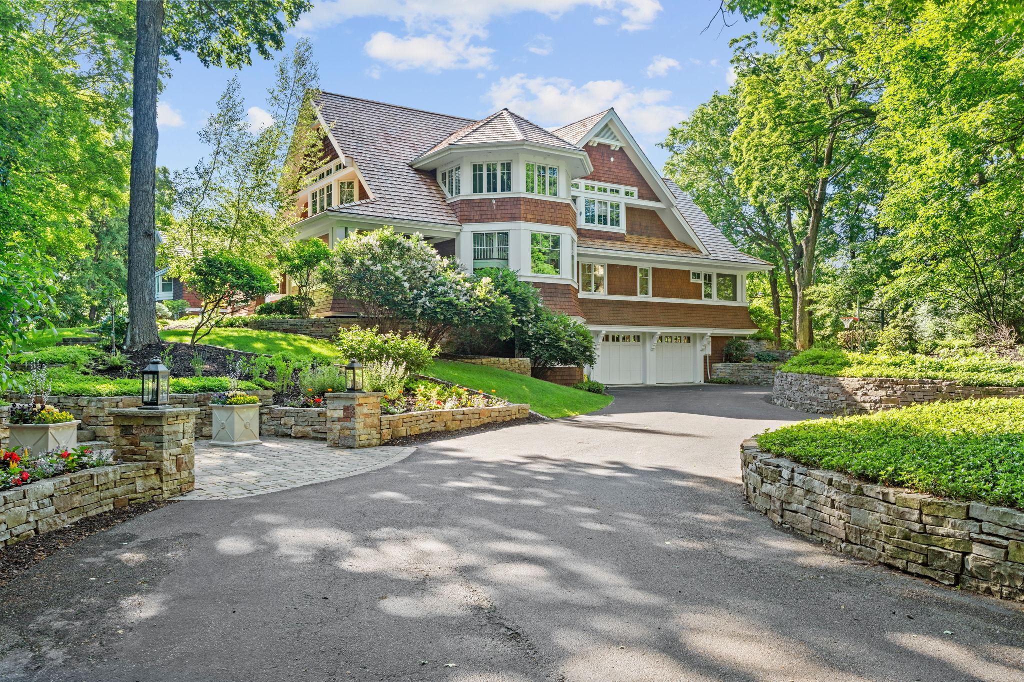 2875 Gale Road