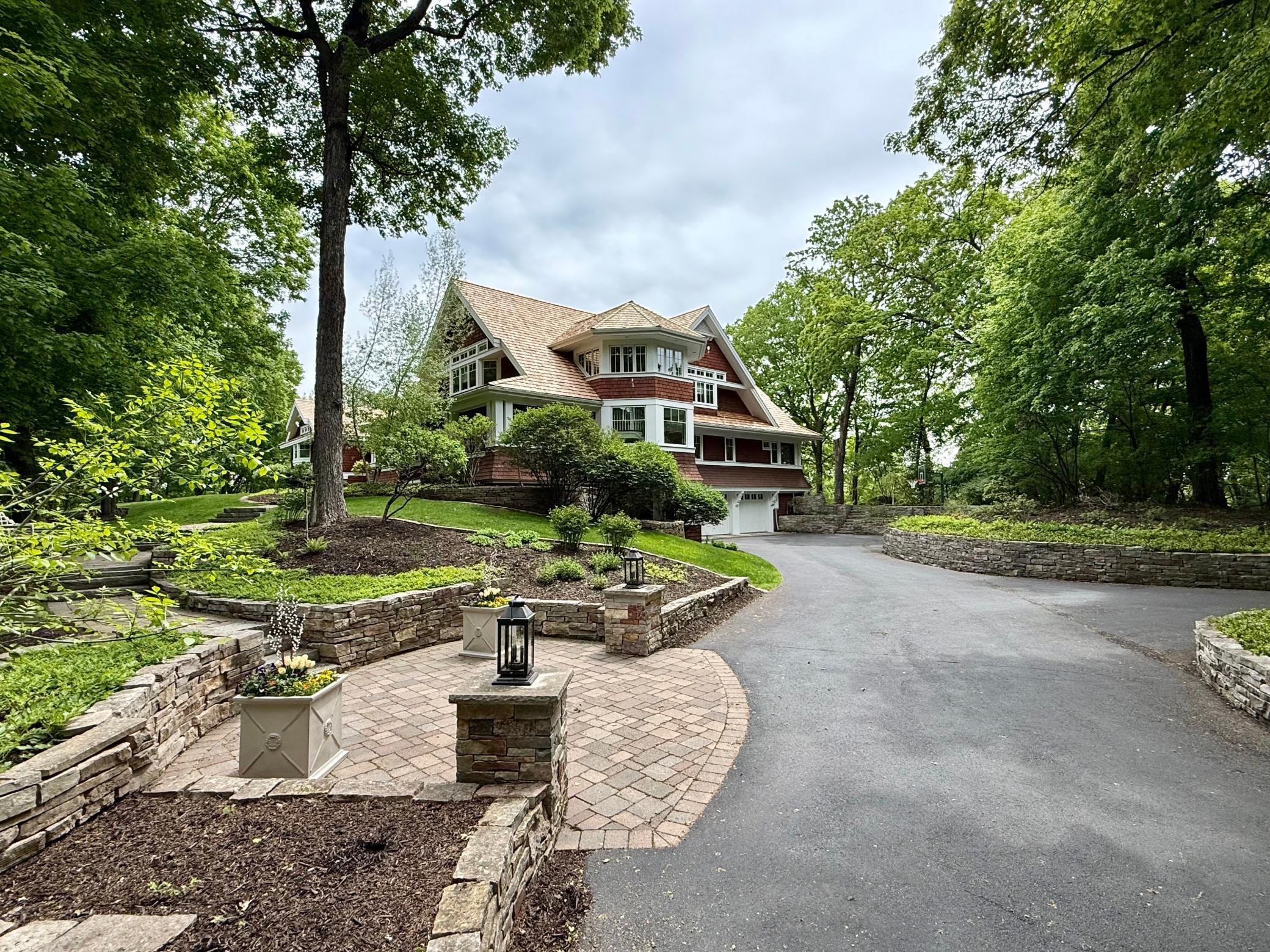 2875 Gale Road