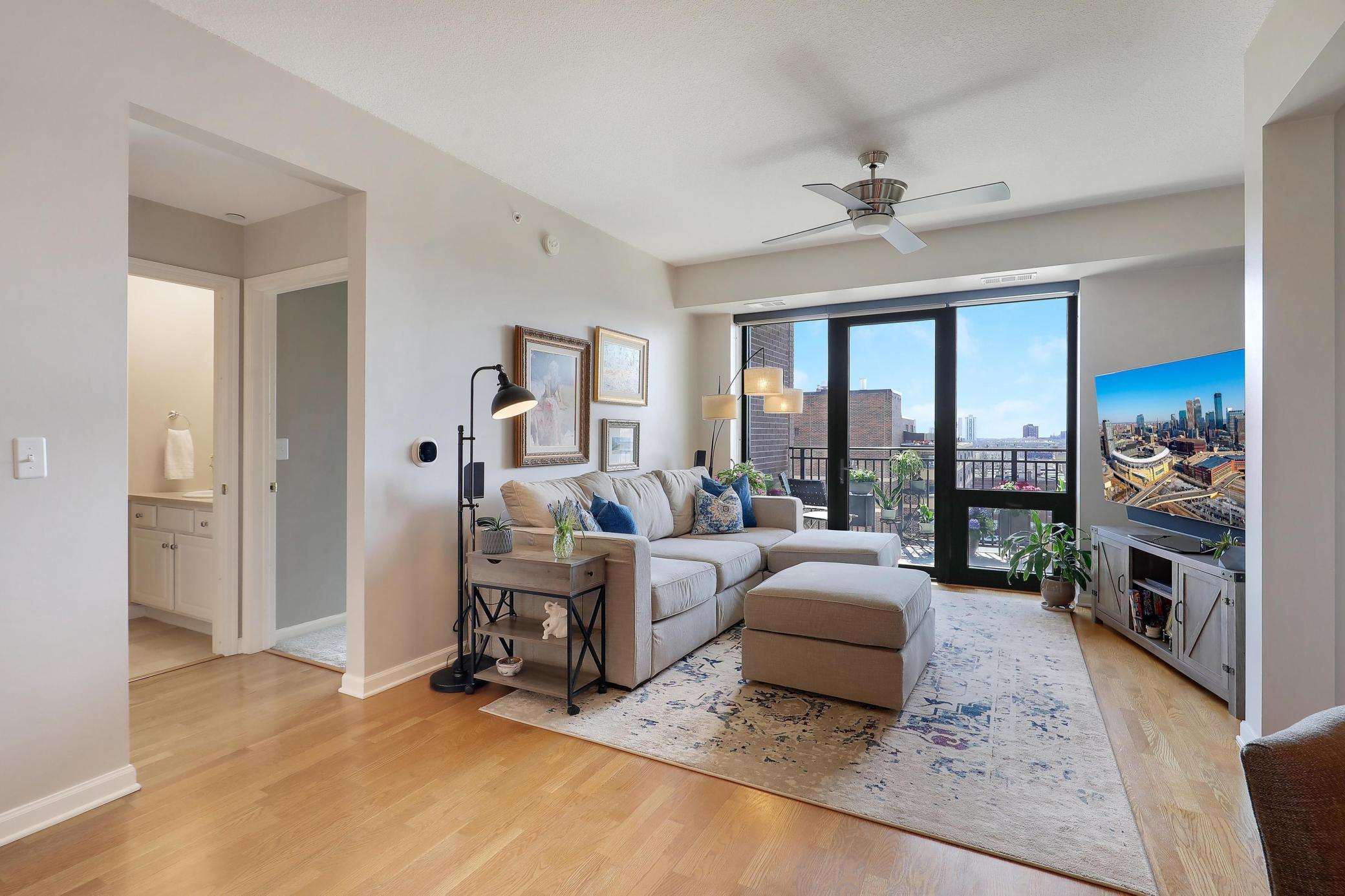500 E Grant Street Unit: 707