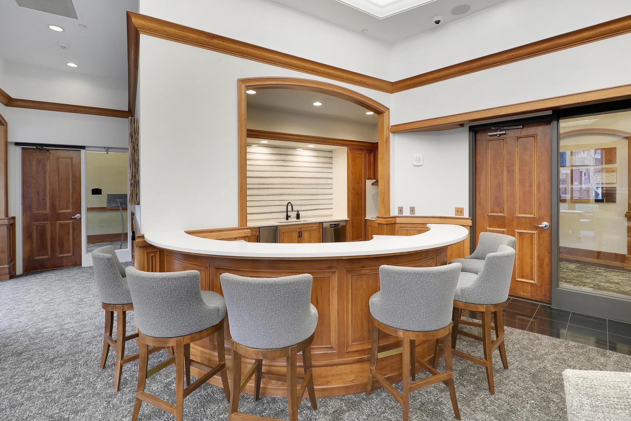 500 E Grant Street Unit: 707