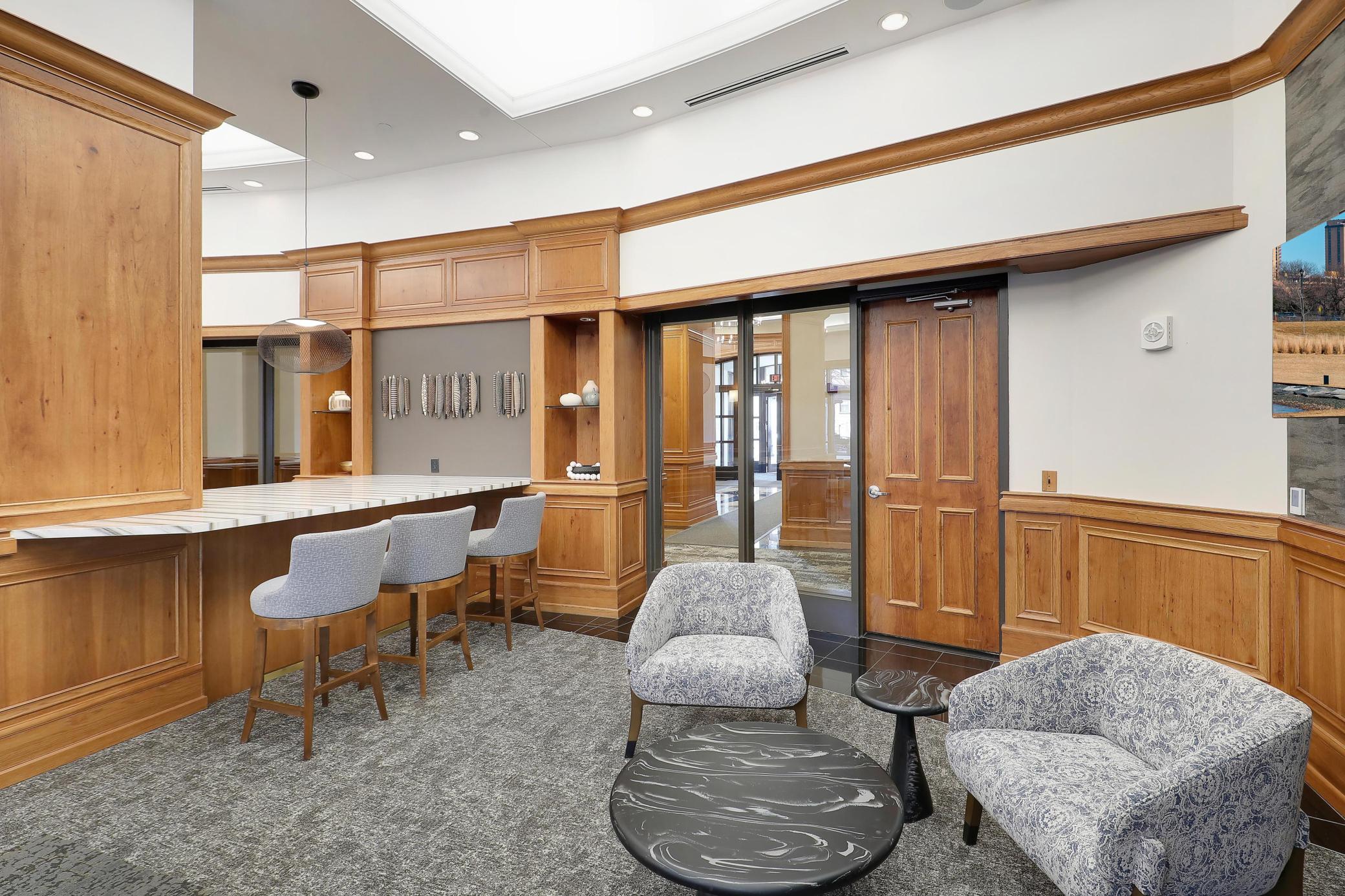 500 E Grant Street Unit: 707